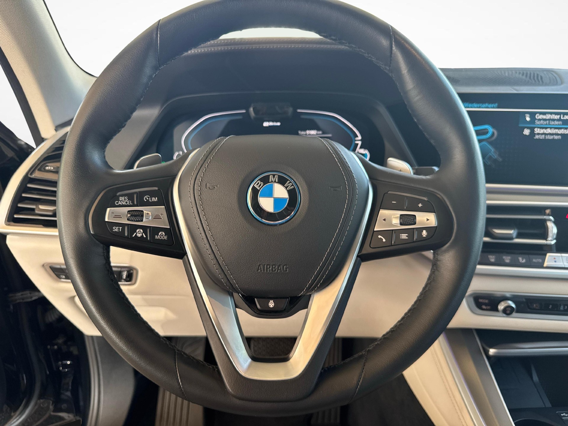 BMW X5 45e xDrive-image-13