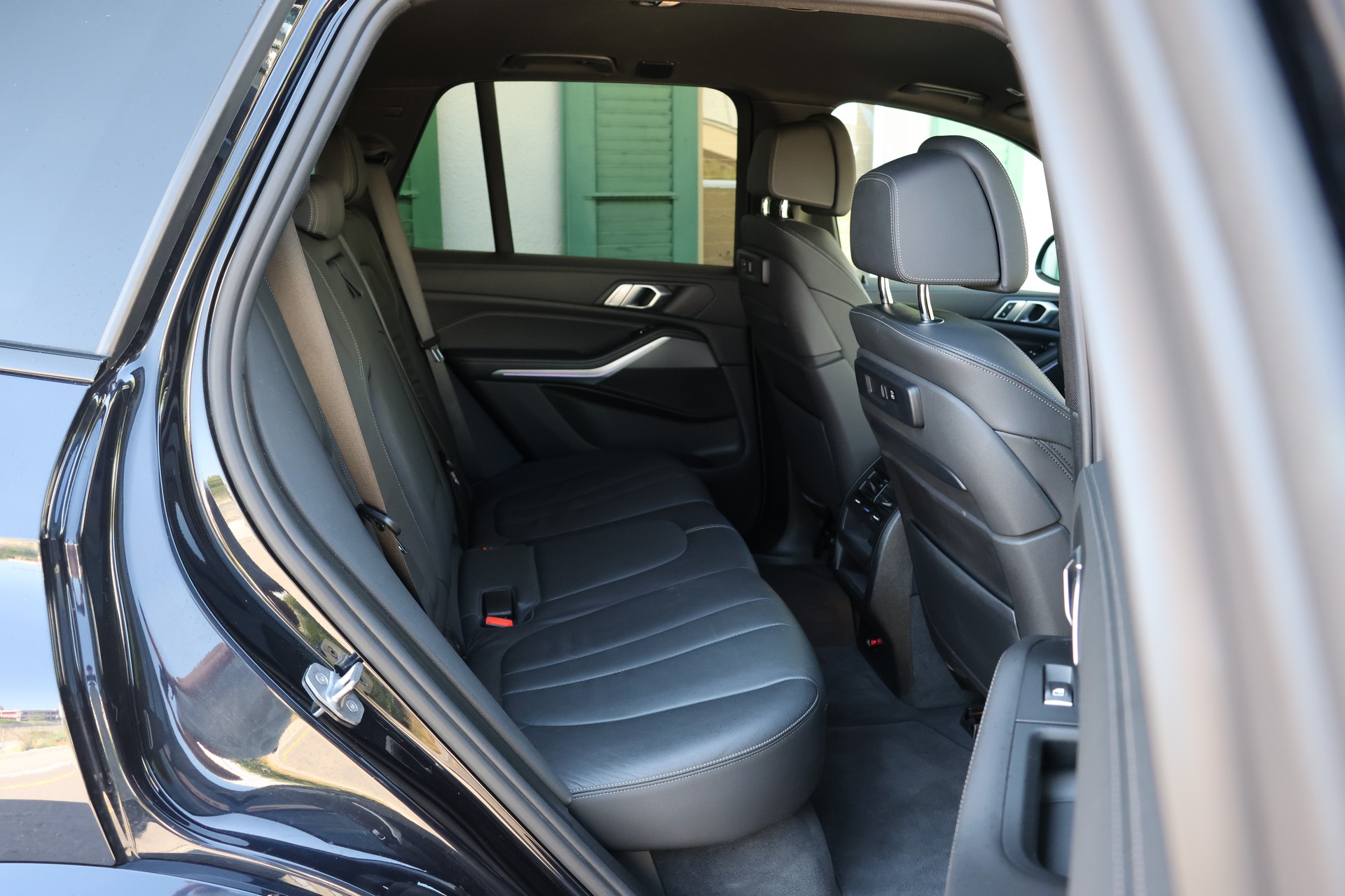 BMW X5 xDrive 40i Steptronic-image-11