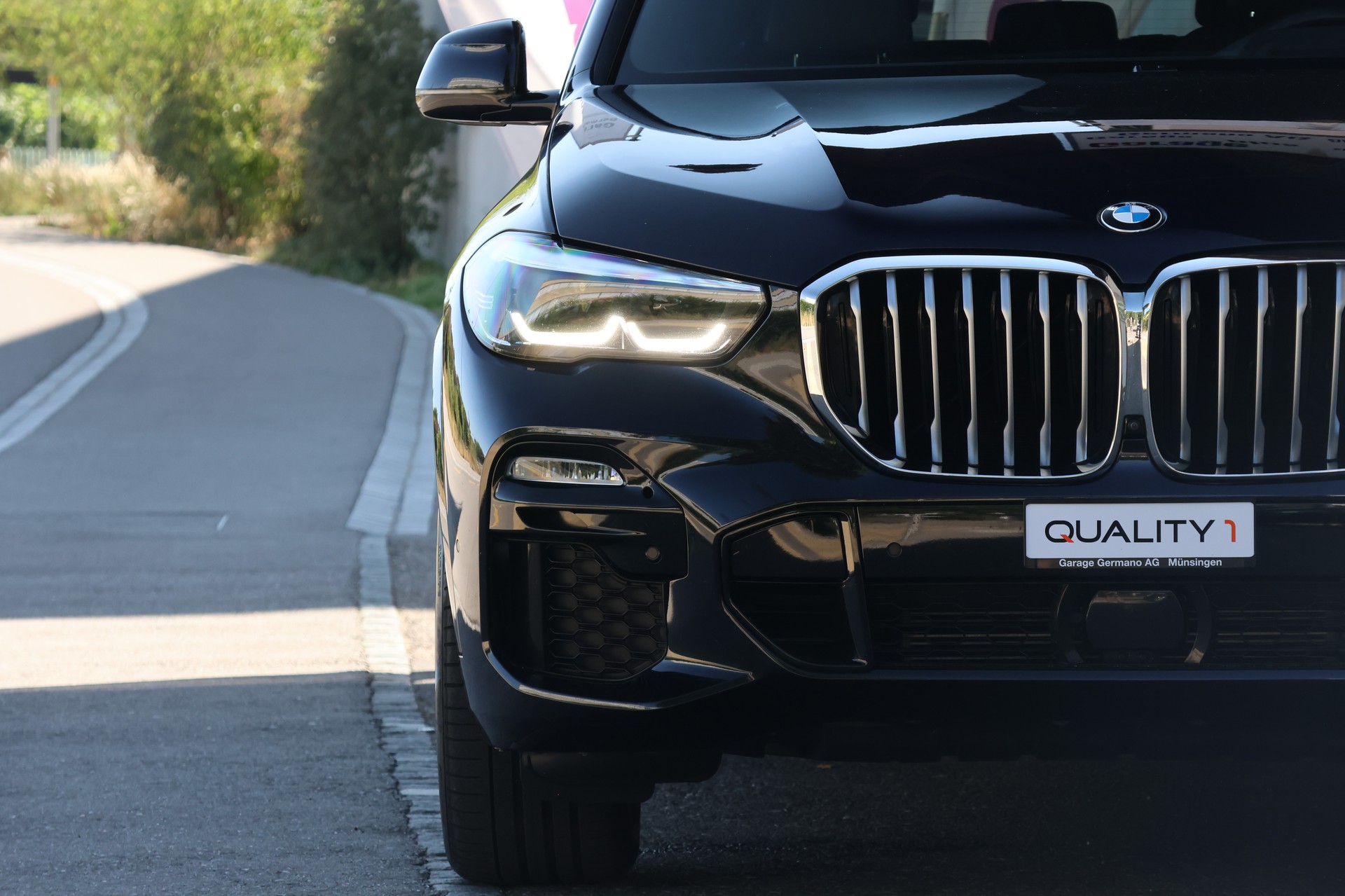 BMW X5 xDrive 40i Steptronic-showroom-element-3