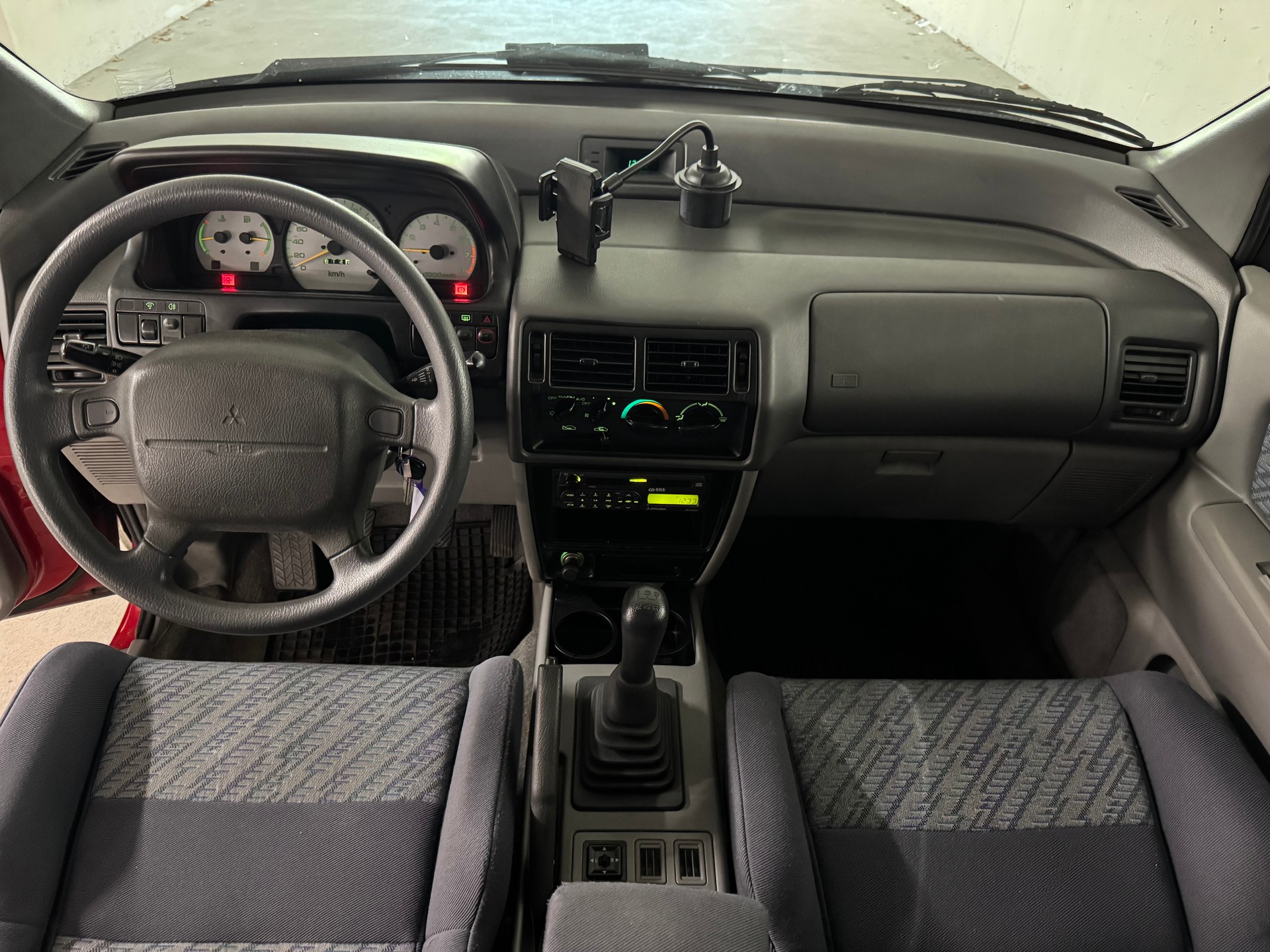 MITSUBISHI Space R 1.8 GLXi Cool Ed.-image-9