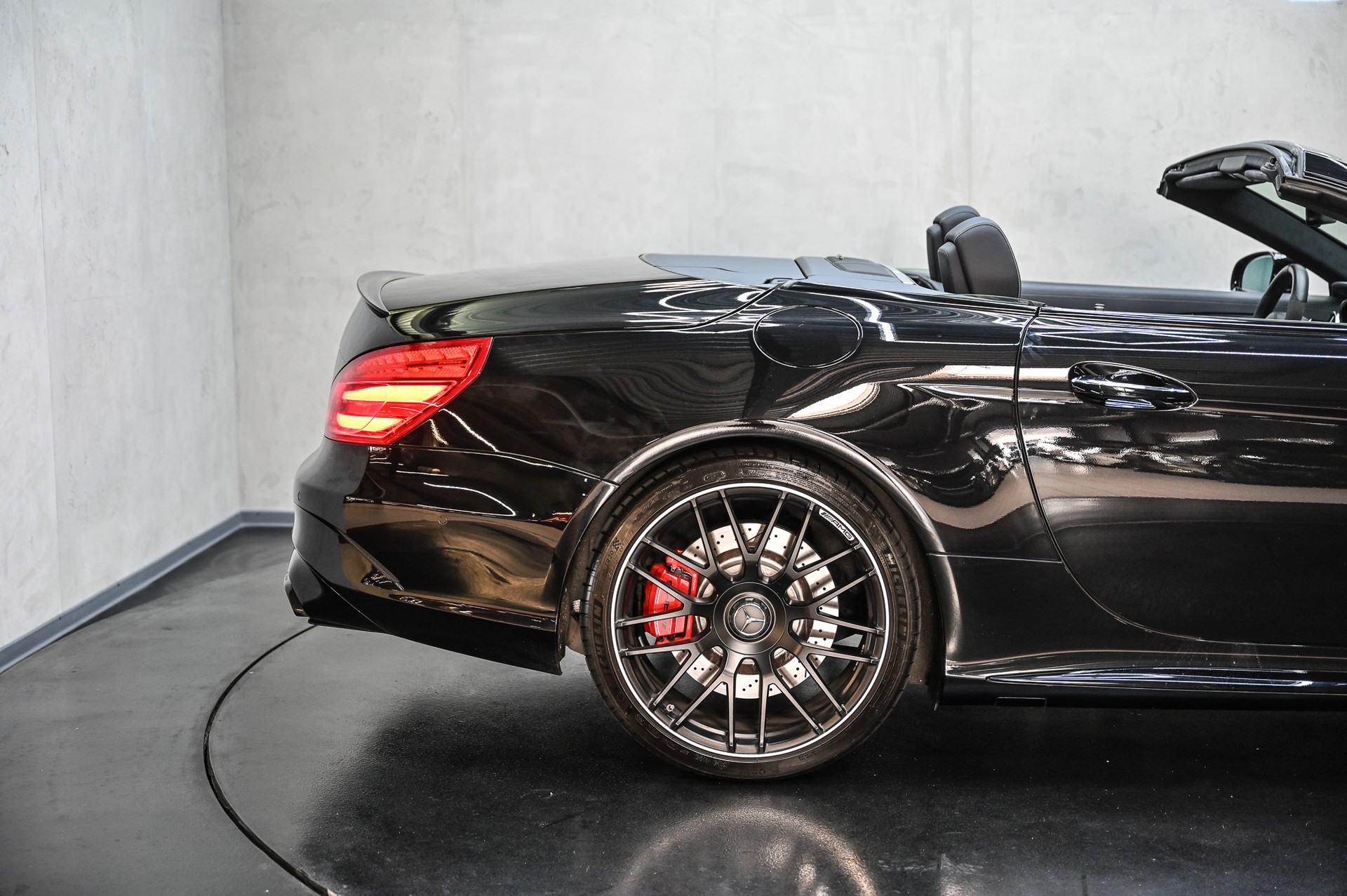 MERCEDES-BENZ SL 63 AMG Speedshift-image-15