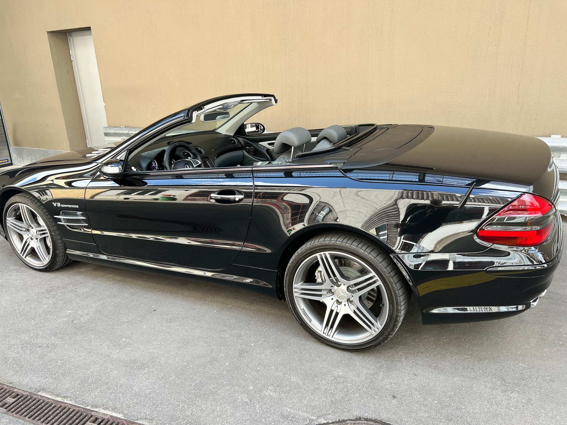 MERCEDES-BENZ SL 55 V8 AMG-image-1