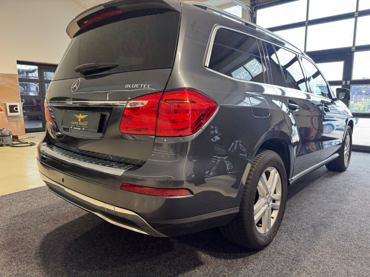 MERCEDES-BENZ GLS 350 BlueTEC 4Matic 7G-TRONIC-image-7