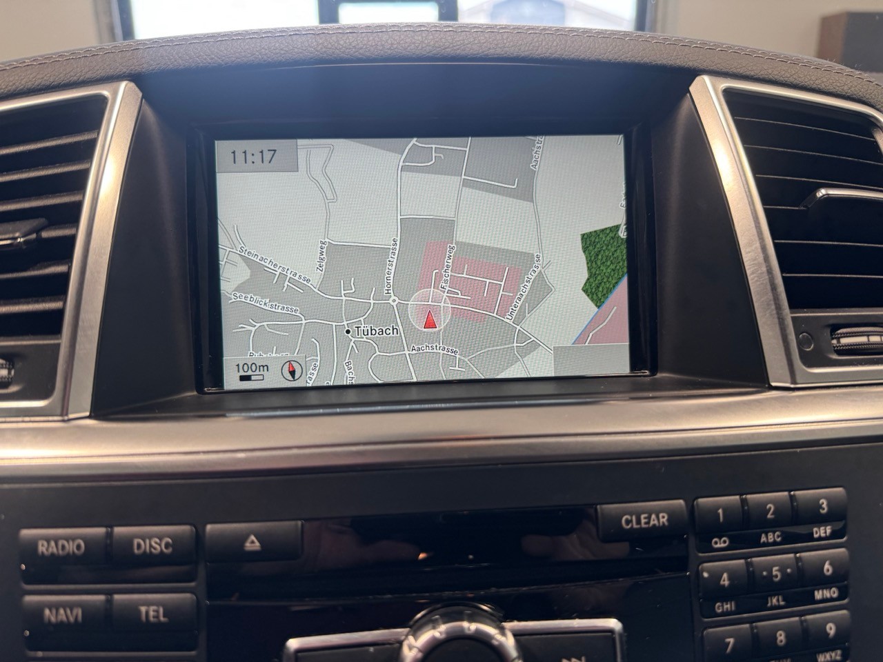MERCEDES-BENZ GLS 350 BlueTEC 4Matic 7G-TRONIC-image-25