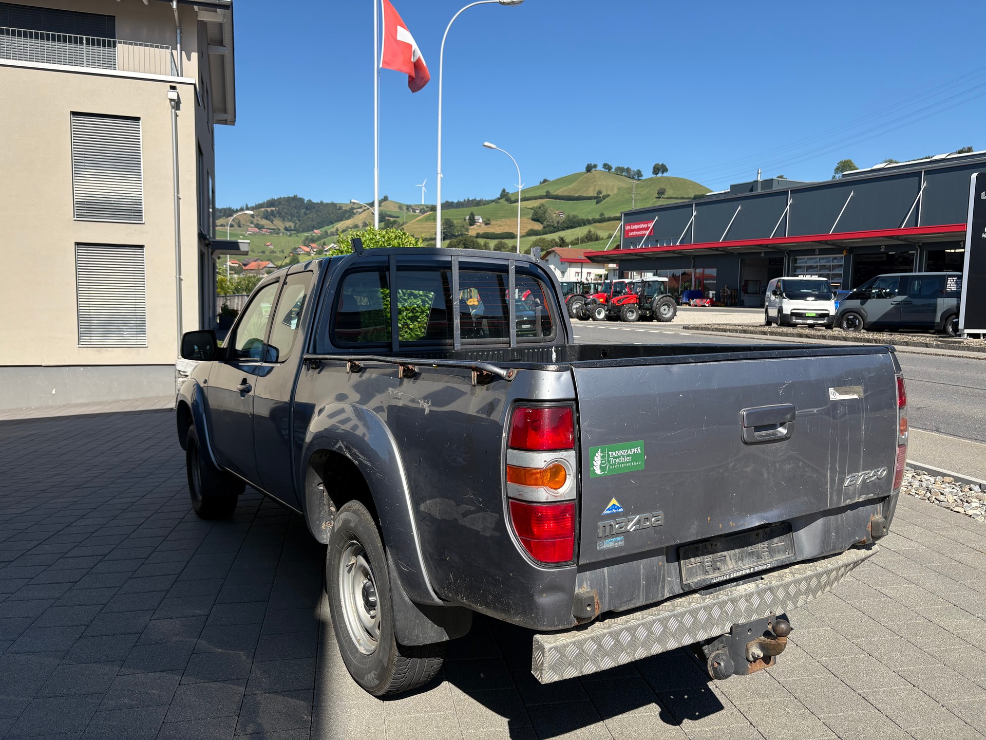 MAZDA BT-50 2.5 CD Tornado 4x4-image-4