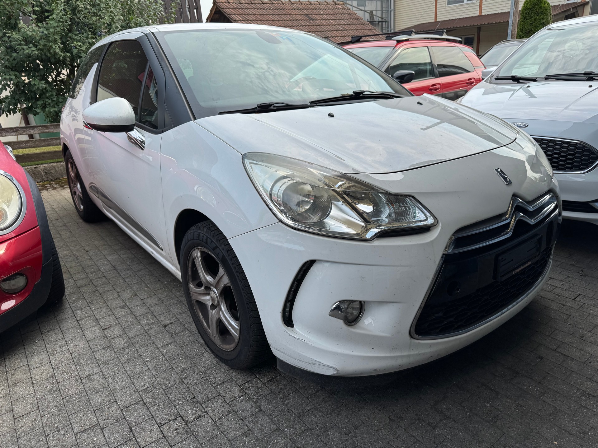 DS AUTOMOBILES DS3 1.6 VTi SO Chic Automatic-showroom-element-1