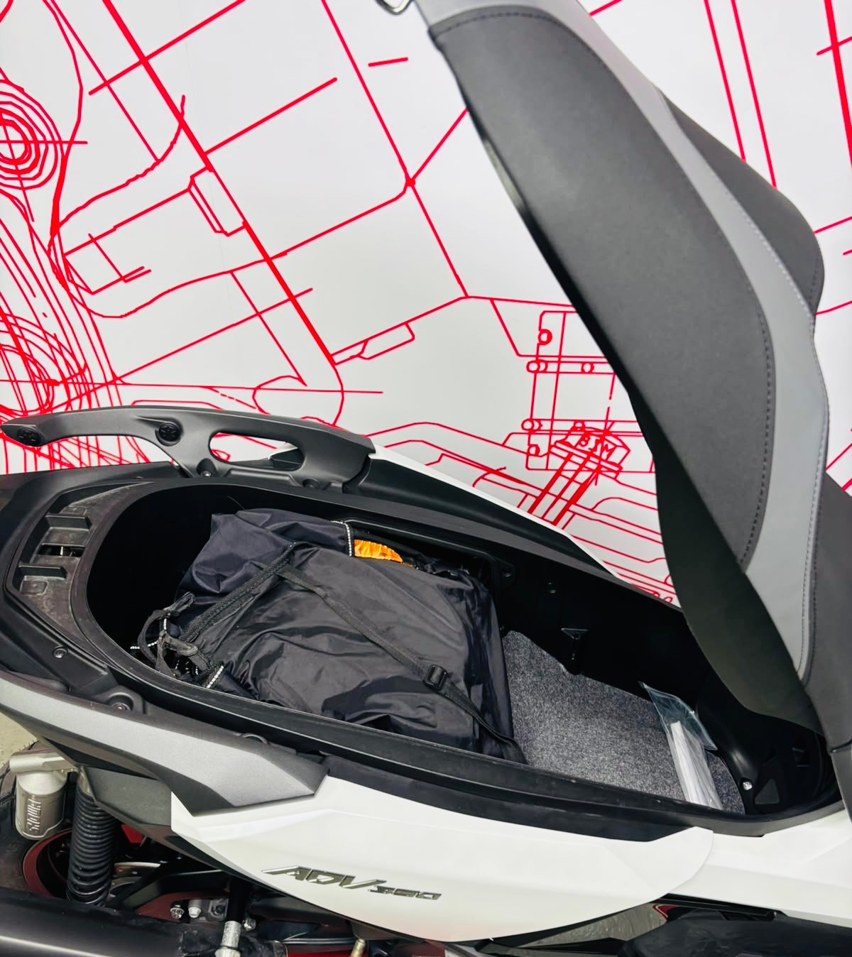 HONDA ADV 350-image-8