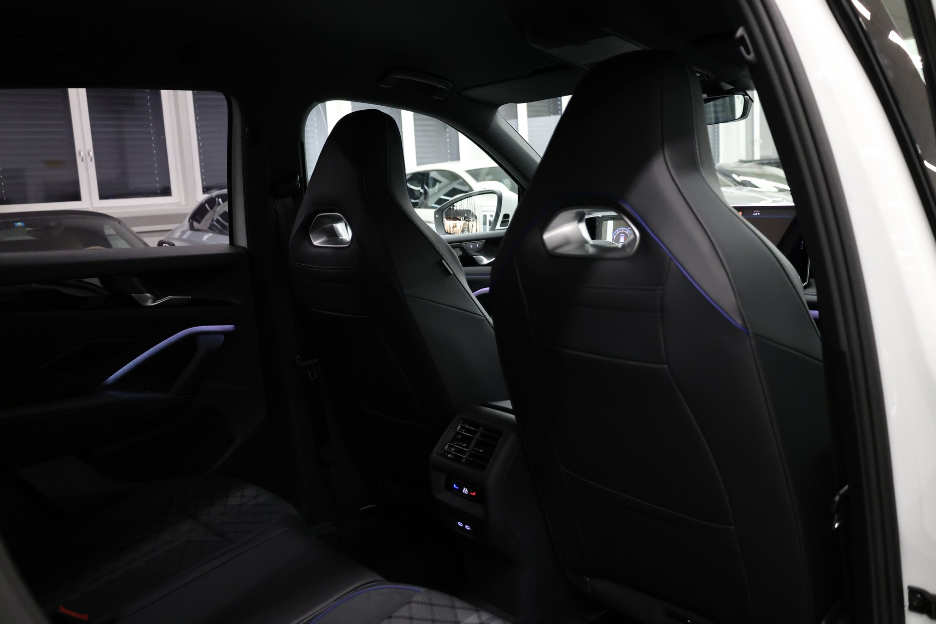 VW Tiguan 1.5 TSI R-Line DSG-image-29