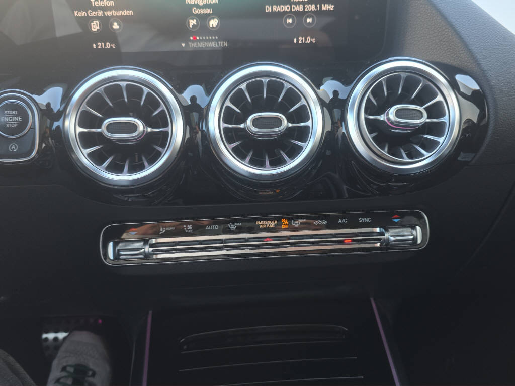 MERCEDES-BENZ B 250 AMG Line 4matic-image-19