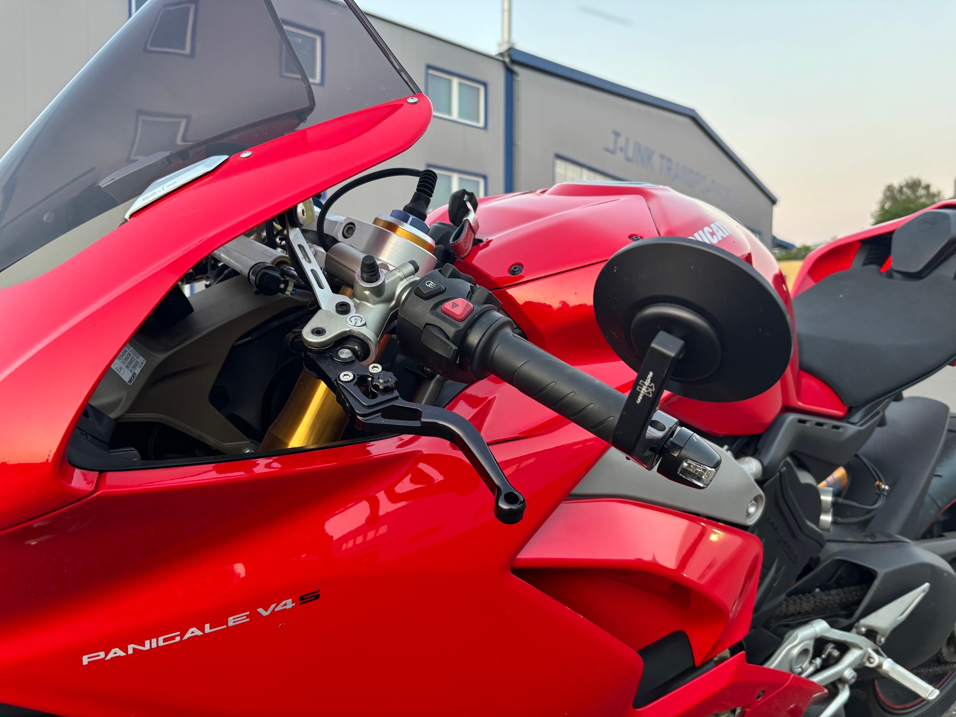 DUCATI Panigale 1103 V4 S-image-8