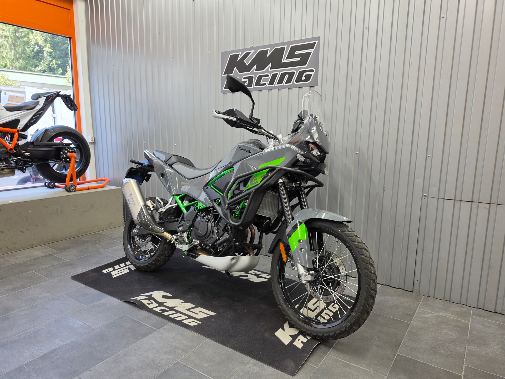 KAWASAKI KLE 500 SE-showroom-element-1