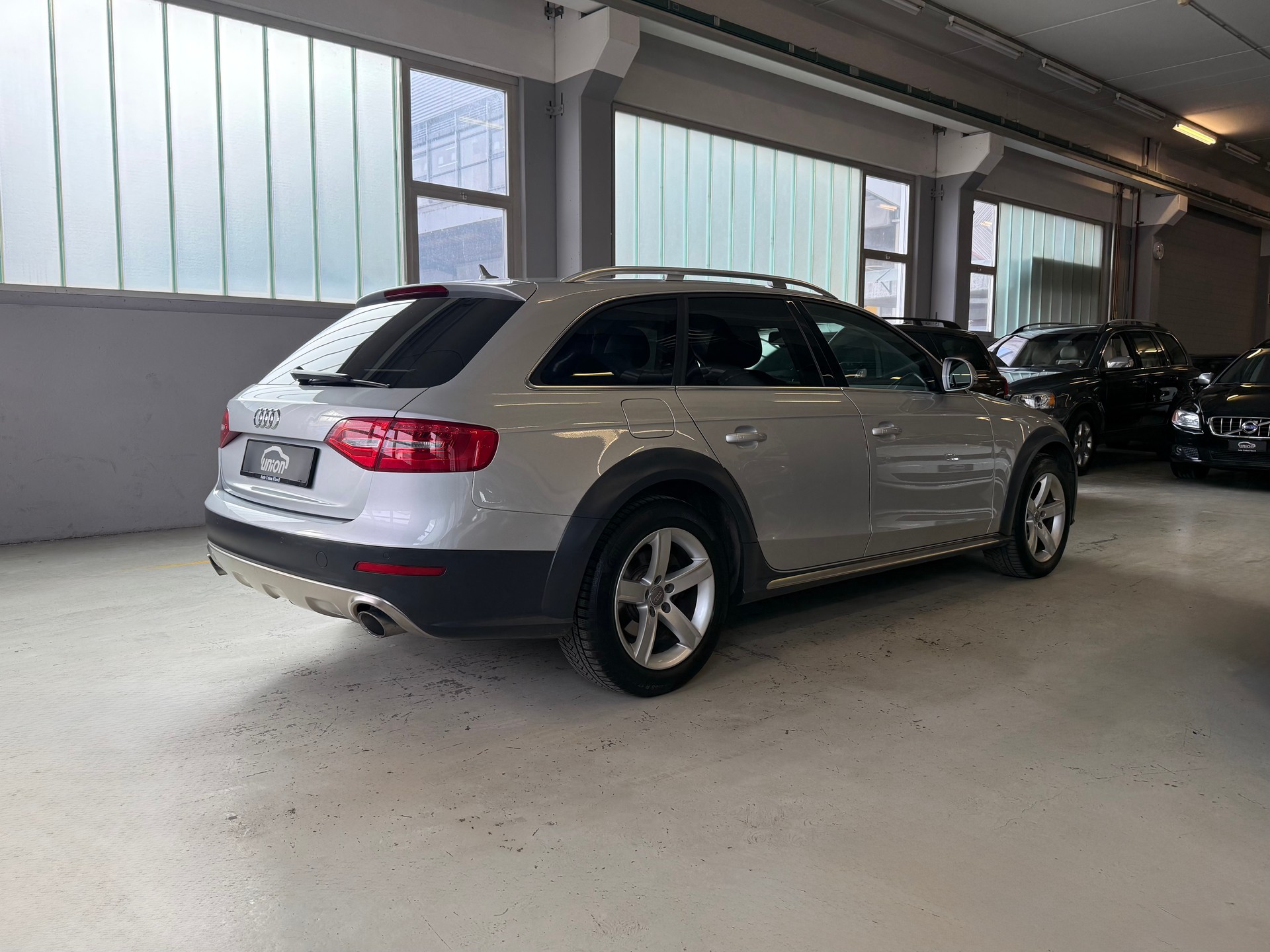 AUDI A4 allroad 3.0 TDI quattro S-tronic-image-5