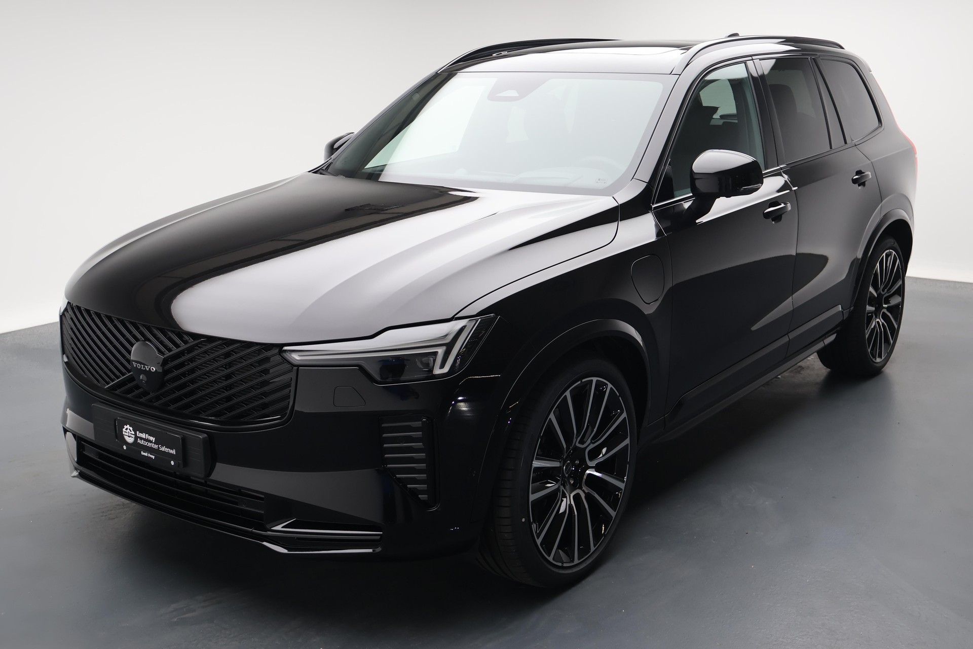 VOLVO XC90 2.0 T8 TE Black Edition eAWD-showroom-element-1