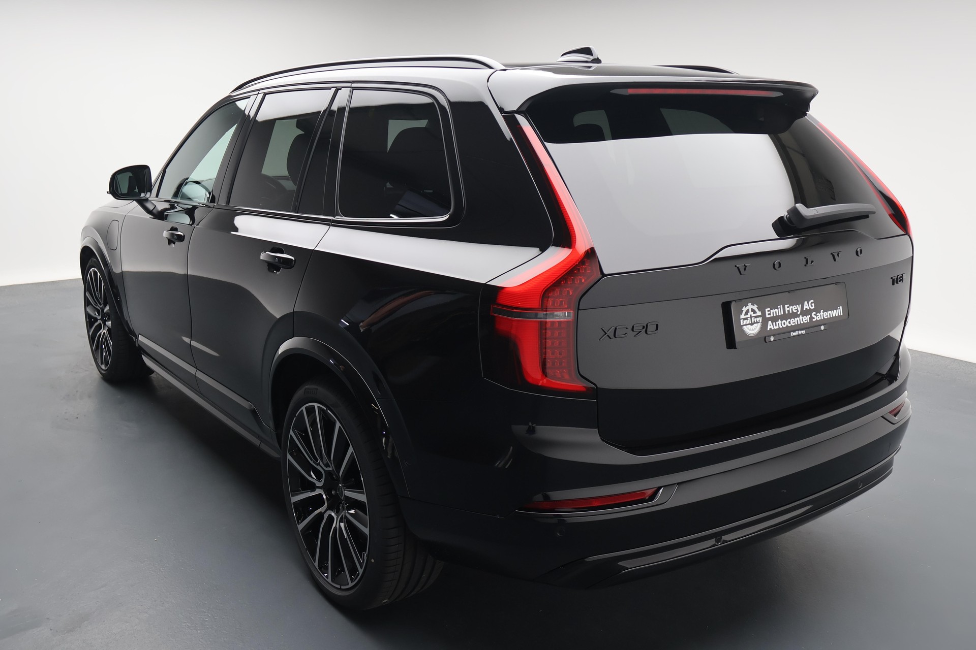 VOLVO XC90 2.0 T8 TE Black Edition eAWD-showroom-element-3