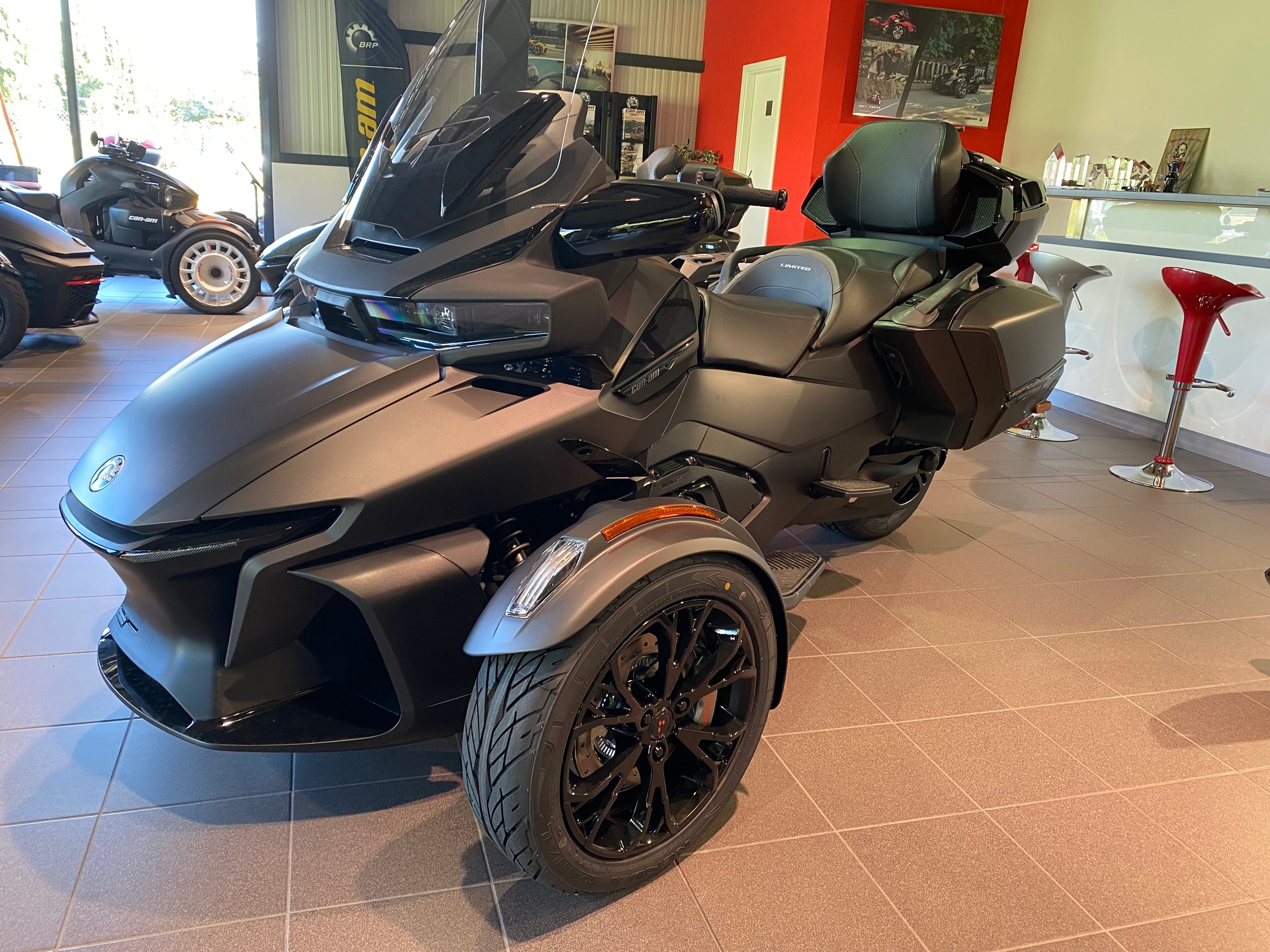 CAN-AM Spyder RT-LTD Dark Edition SE6-image-5