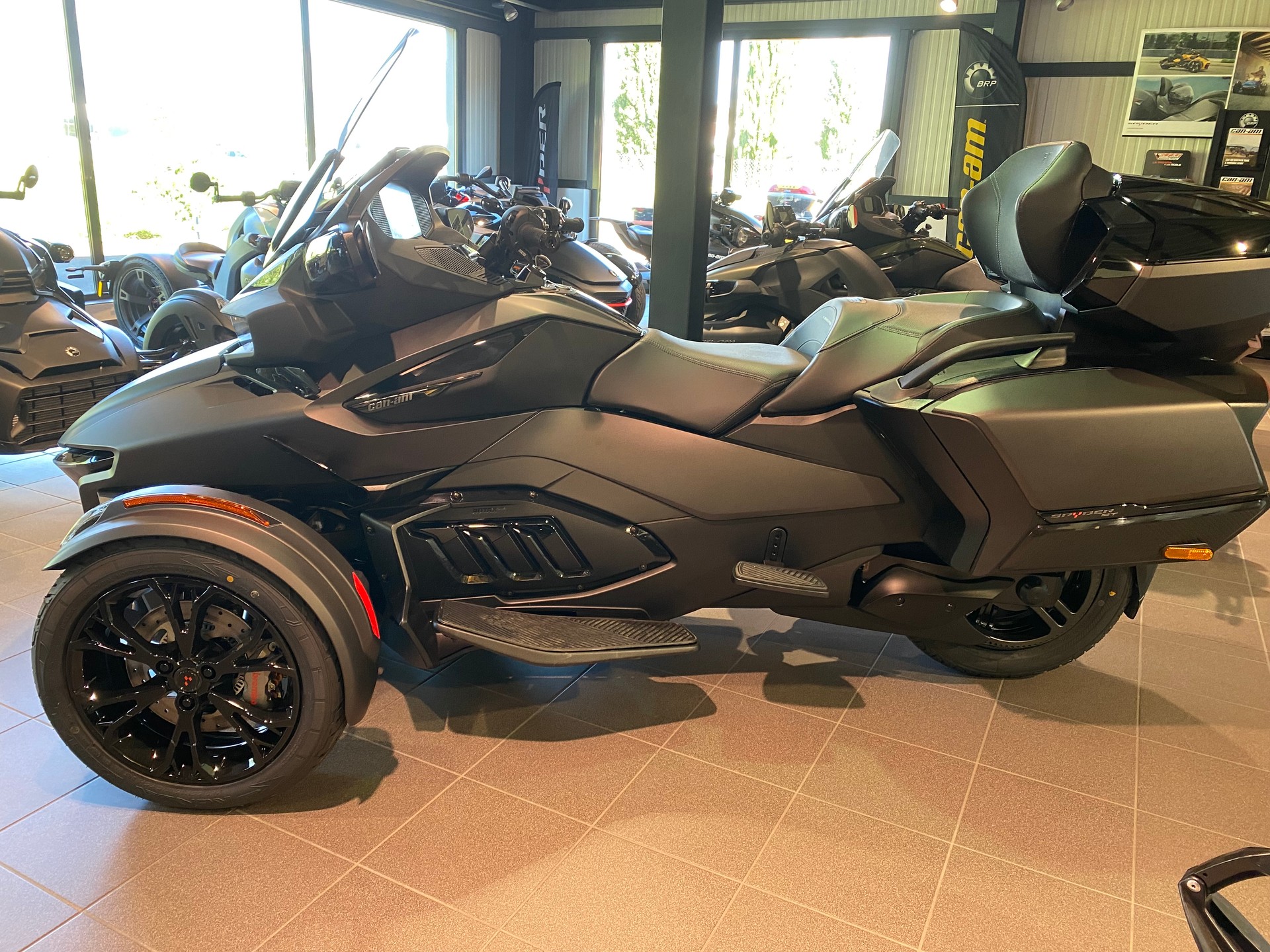 CAN-AM Spyder RT-LTD Dark Edition SE6-image-6