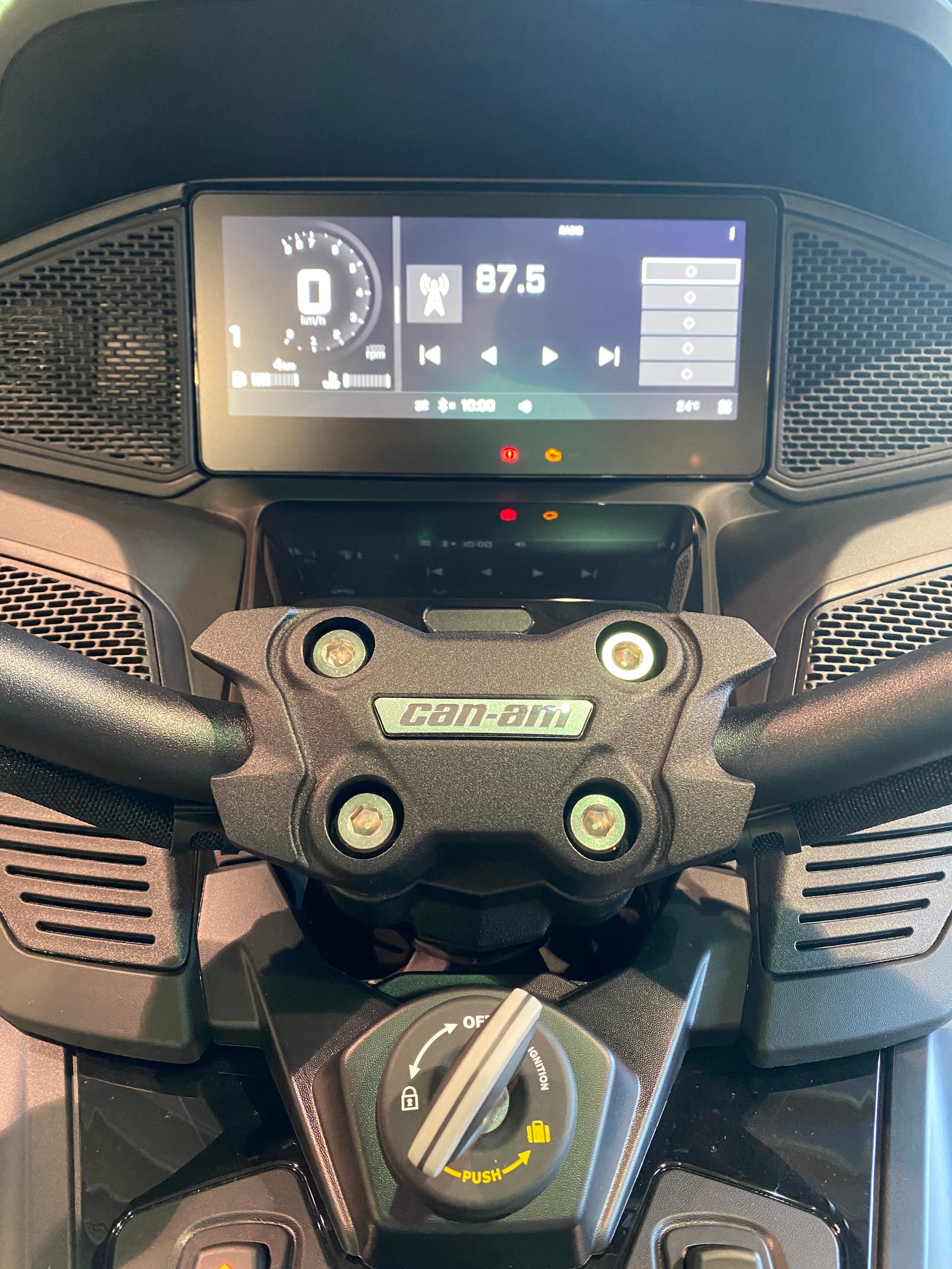 CAN-AM Spyder RT-LTD Dark Edition SE6-image-3