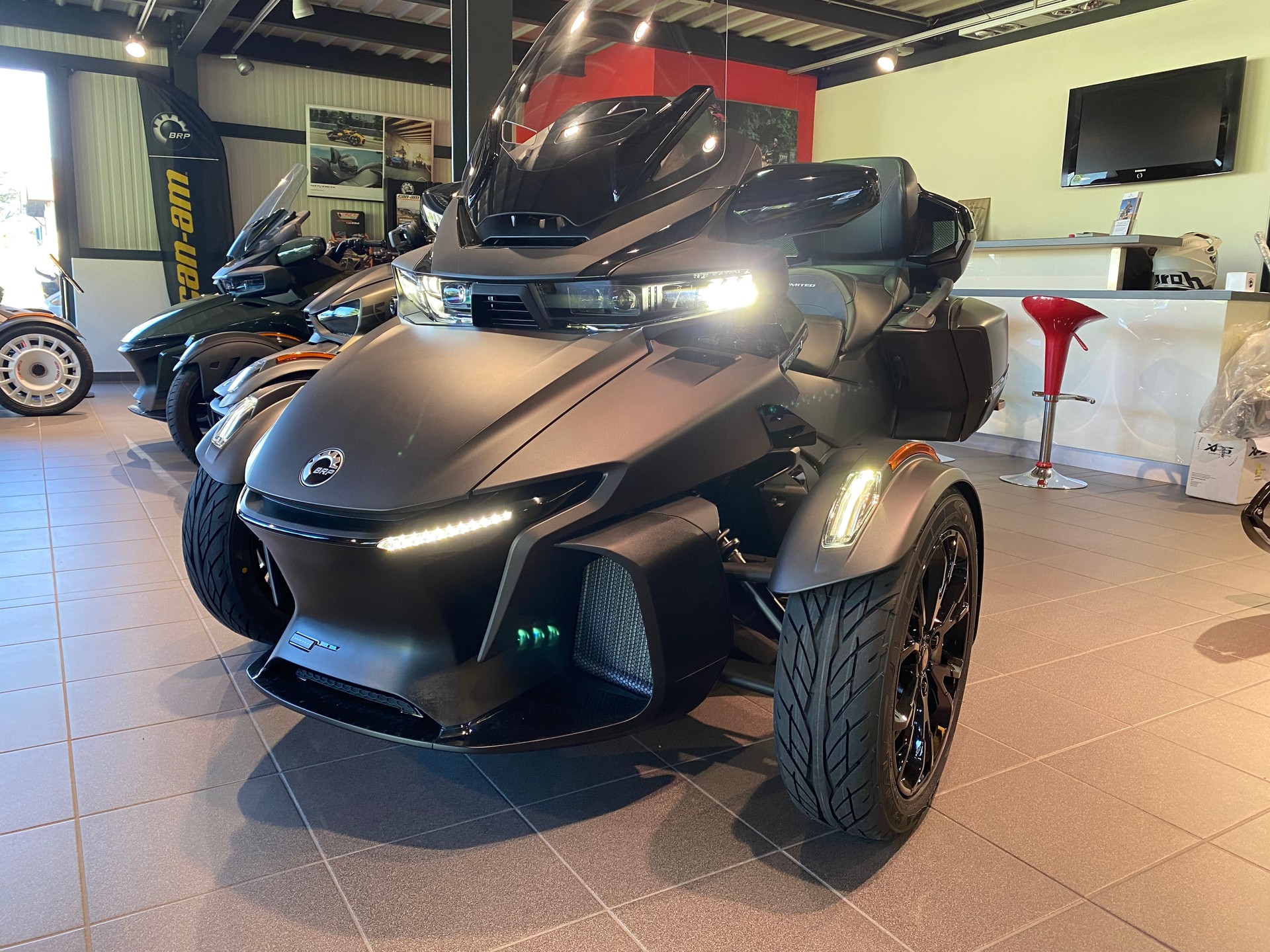 CAN-AM Spyder RT-LTD Dark Edition SE6
