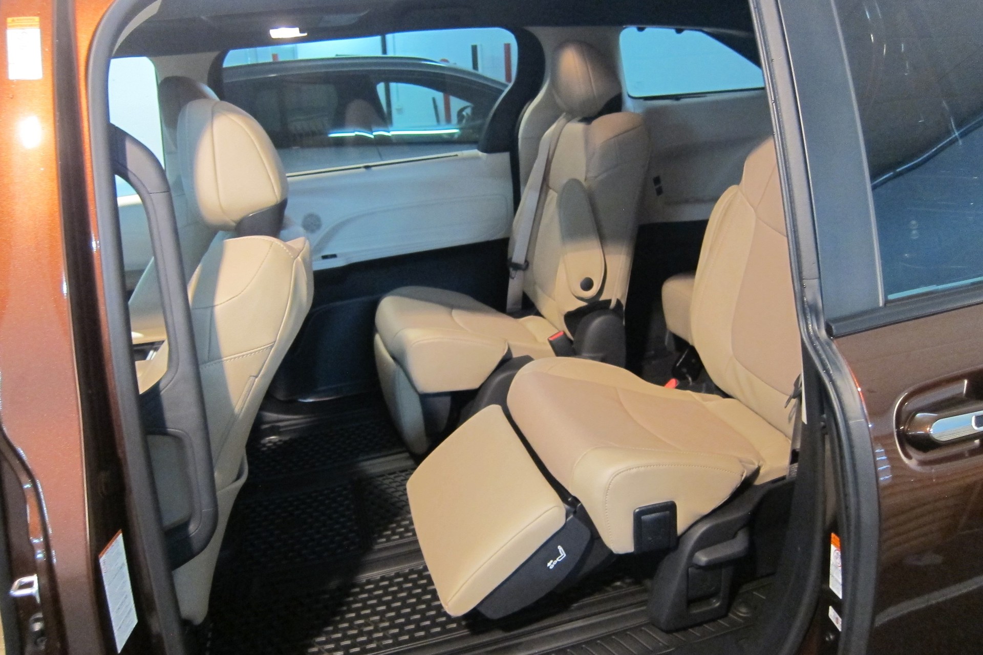 TOYOTA SIENNA HYBRID AWD LIMITED TECHNOLOGY-PAKET-image-11