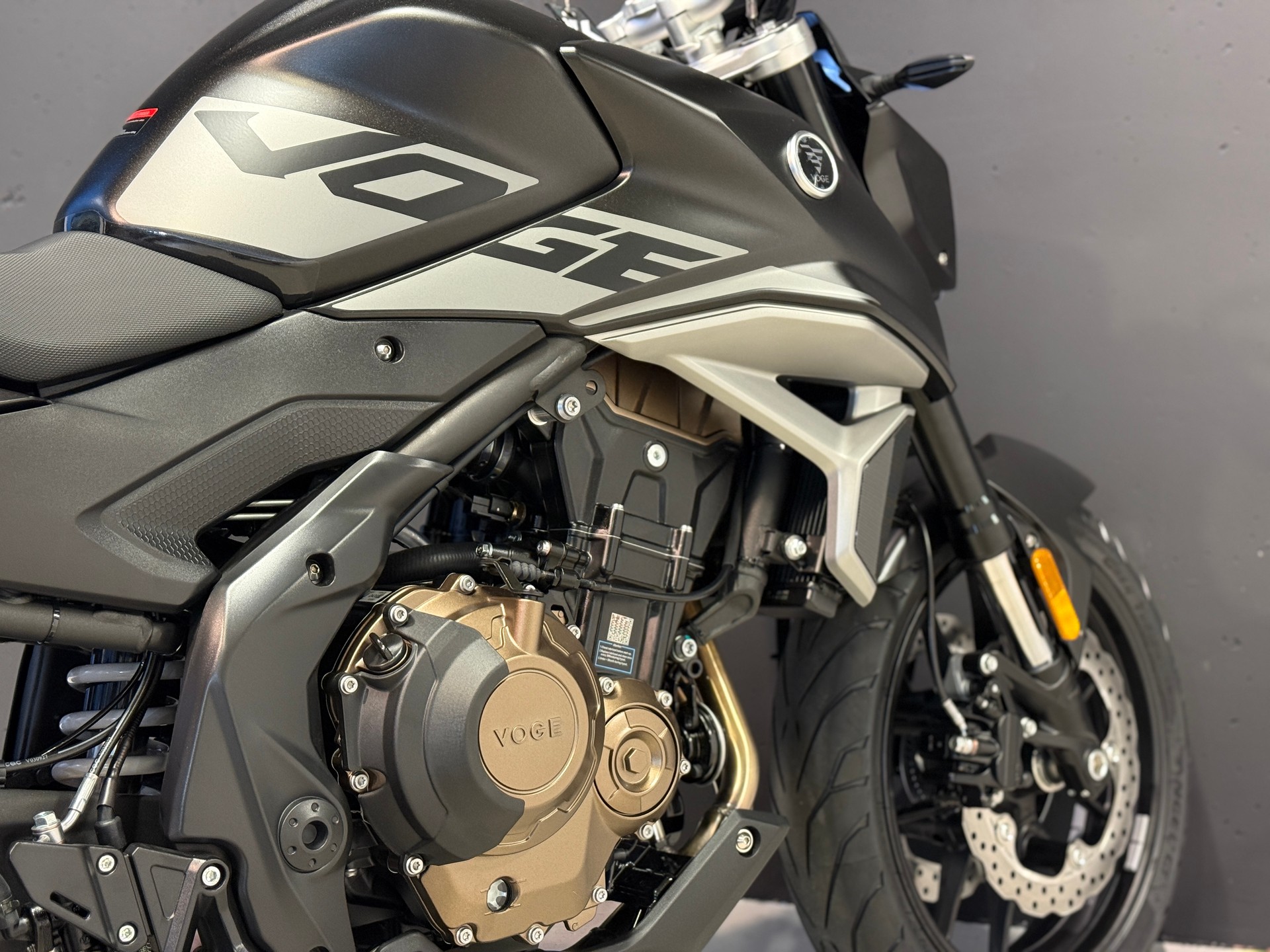 VOGE 625 R-image-14