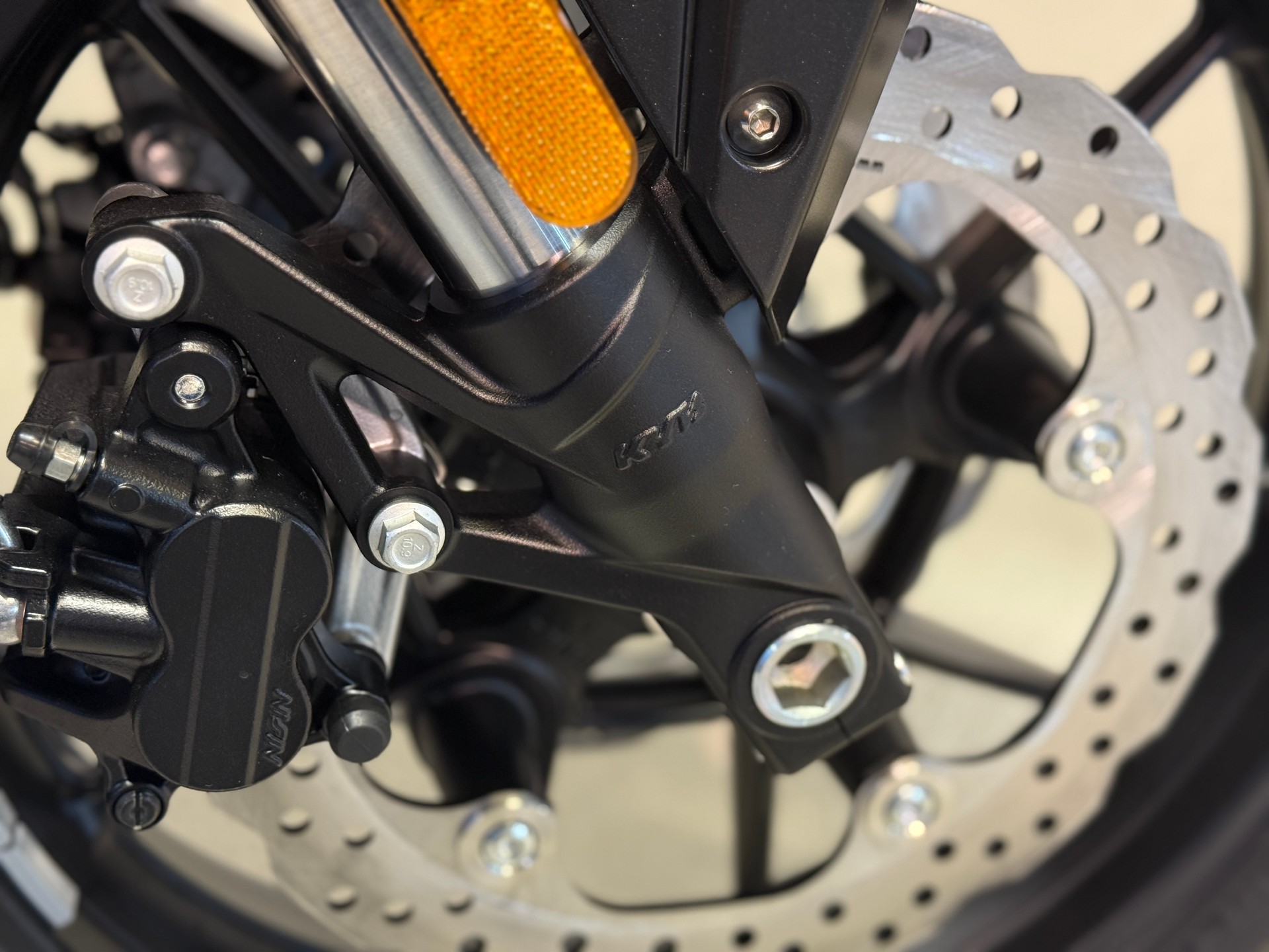 VOGE 625 R-image-6