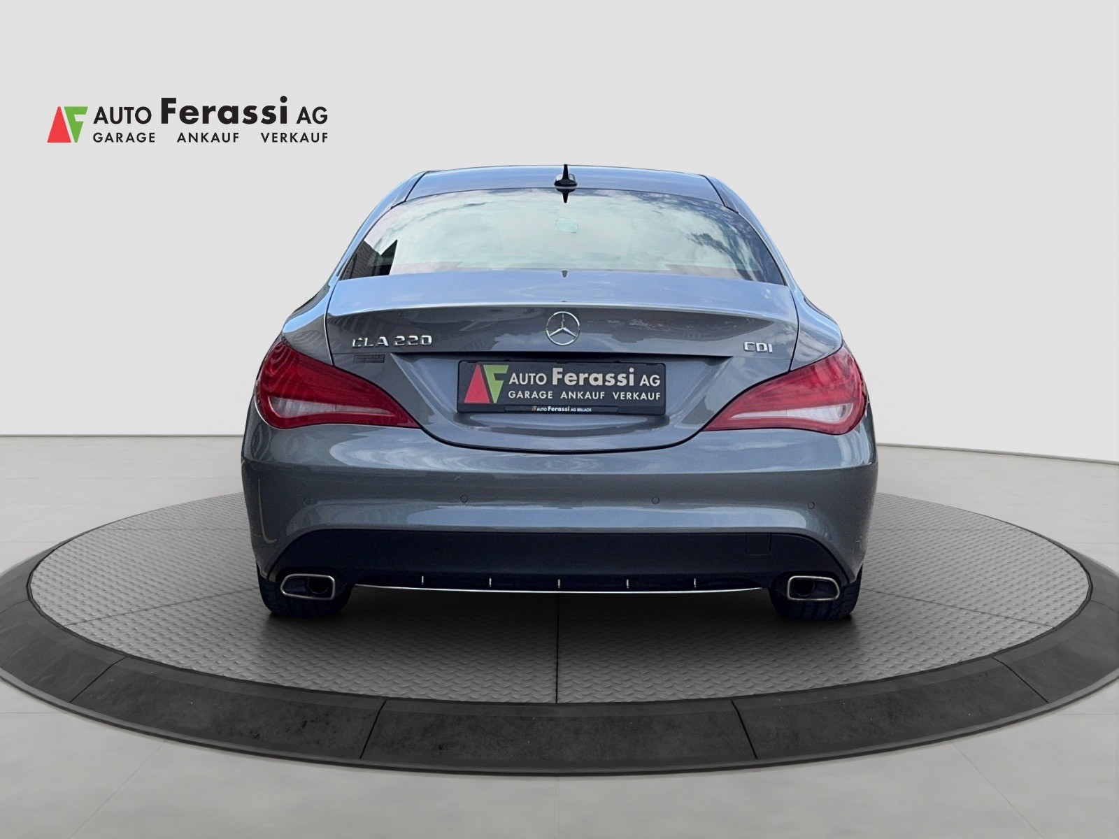MERCEDES-BENZ CLA 220 CDI Urban 7G-DCT-image-4