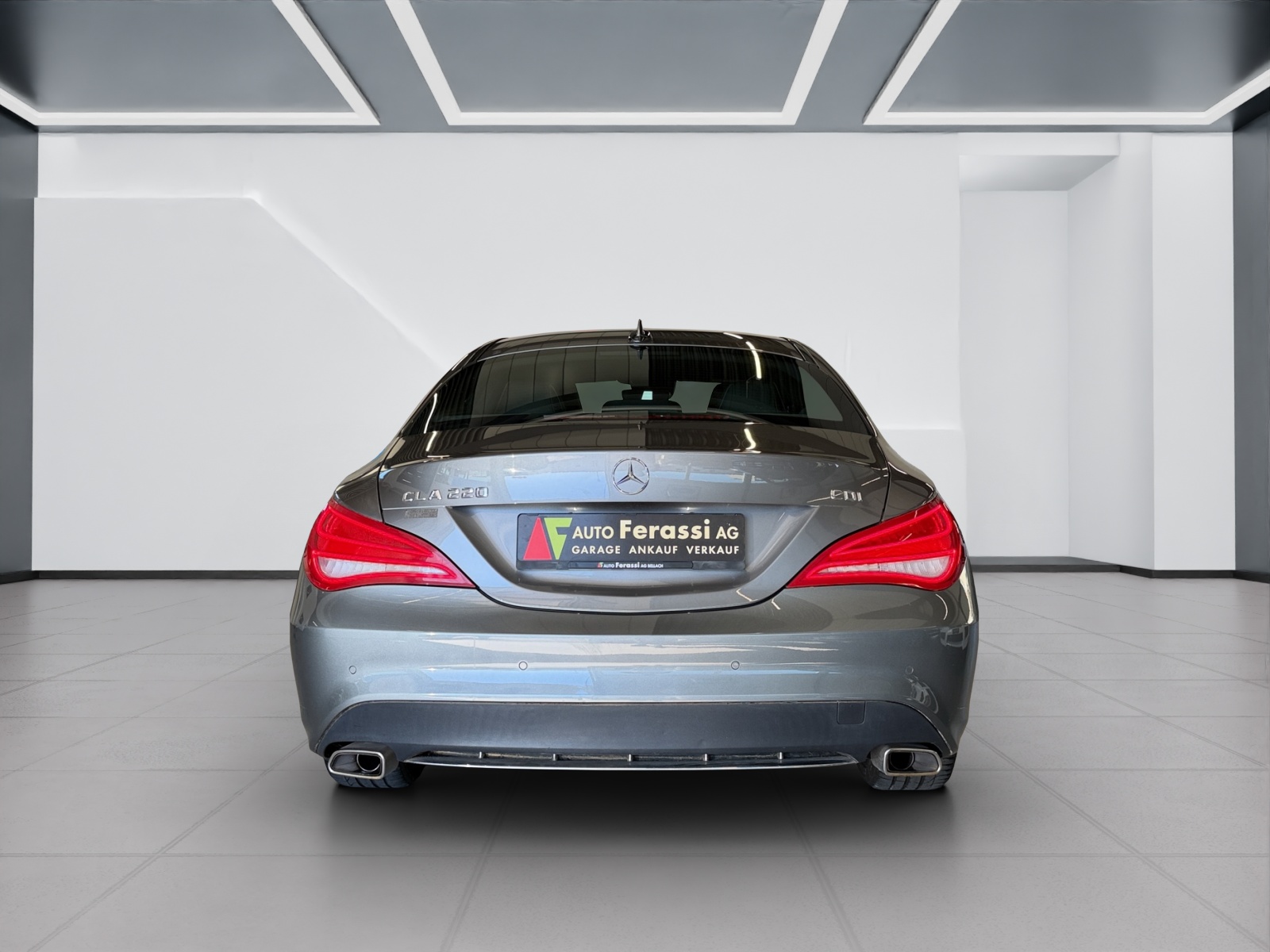 MERCEDES-BENZ CLA 220 CDI Urban 7G-DCT-image-4