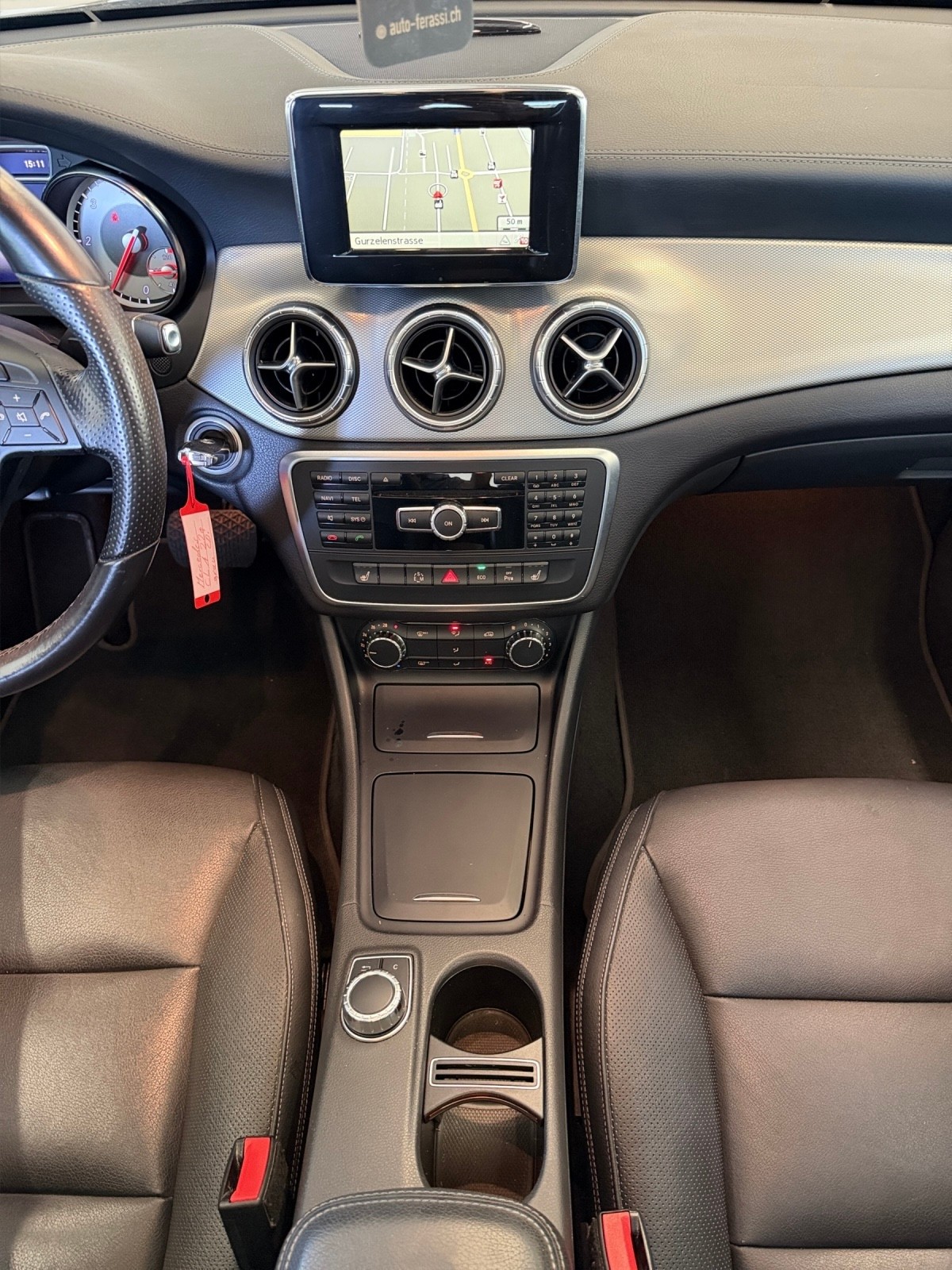 MERCEDES-BENZ CLA 220 CDI Urban 7G-DCT-image-14