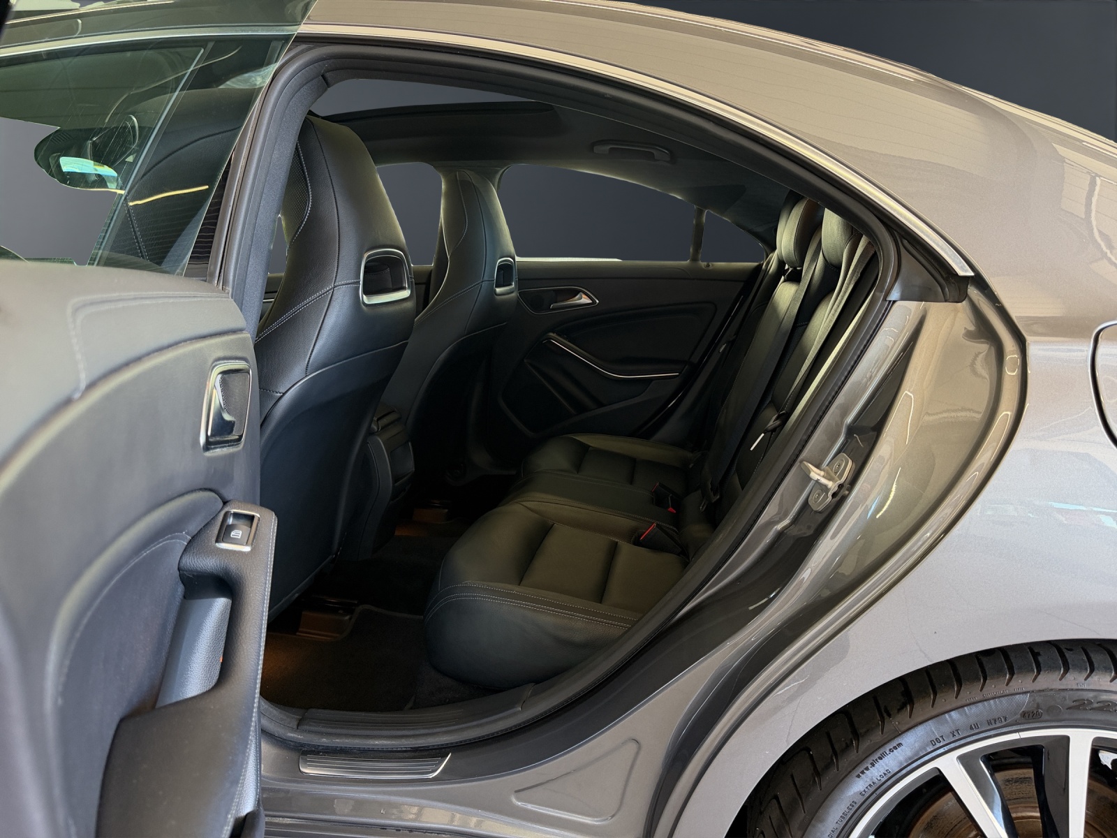 MERCEDES-BENZ CLA 220 CDI Urban 7G-DCT-image-15