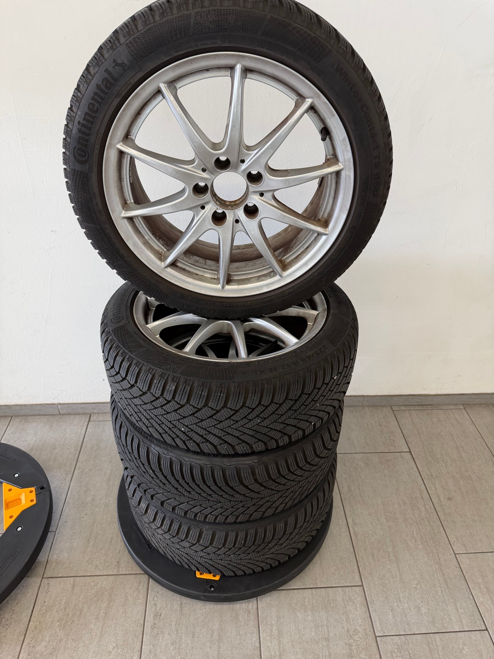 MERCEDES-BENZ CLA 220 CDI Urban 7G-DCT-image-26