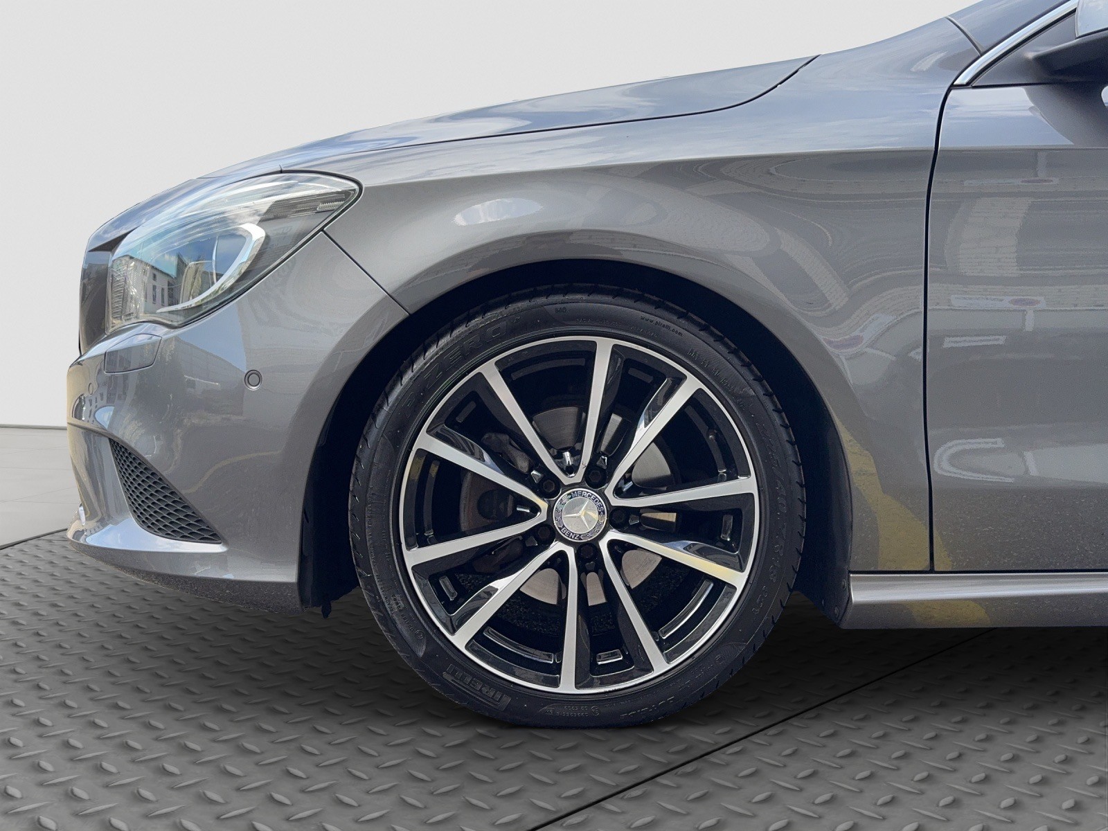 MERCEDES-BENZ CLA 220 CDI Urban 7G-DCT-image-15