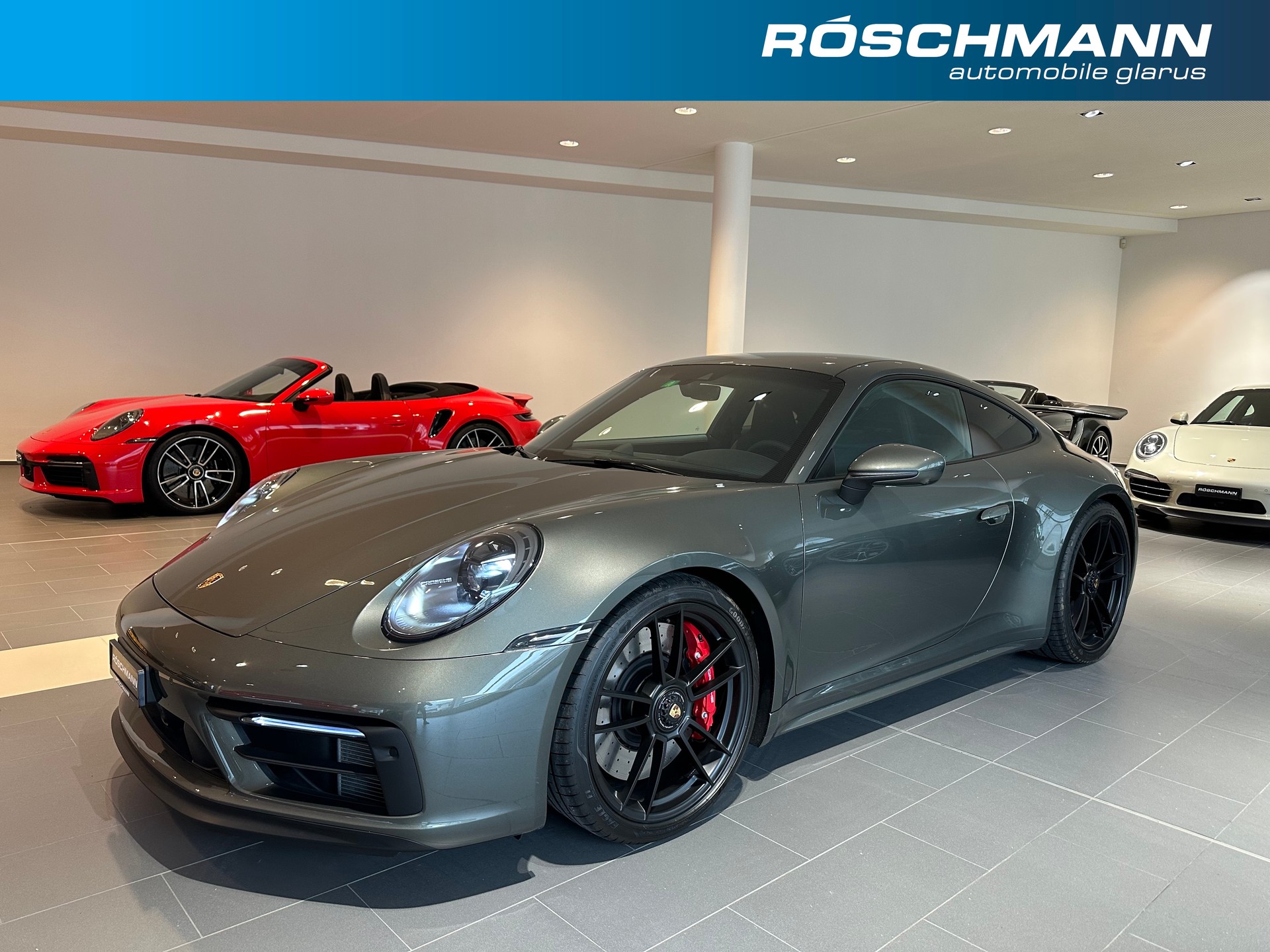 PORSCHE 911 Carrera 4 GTS PDK