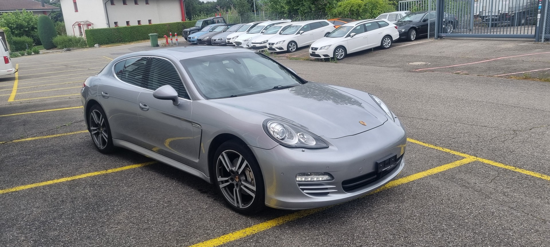 PORSCHE Panamera 4S 4.8 PDK-image-8