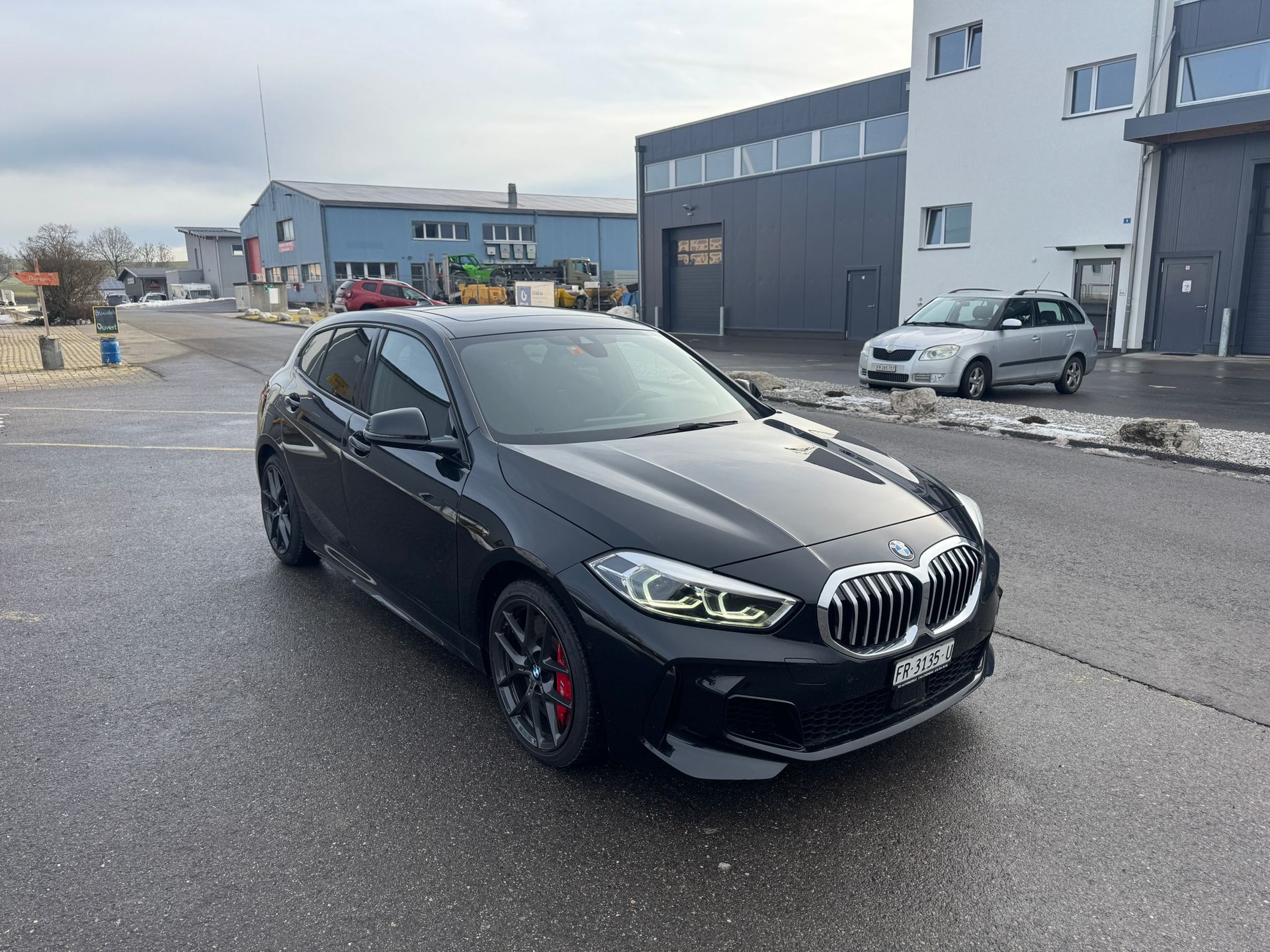 BMW 128ti M Sport Pro Steptronic-showroom-element-1