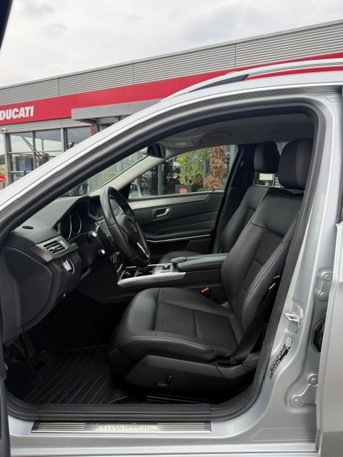MERCEDES-BENZ E 220 BlueTEC 4Matic 7G-Tronic-image-7