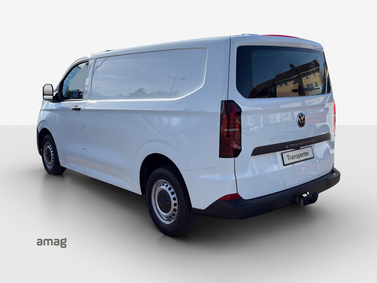 VW e-Transporter 70 kWh-showroom-element-2