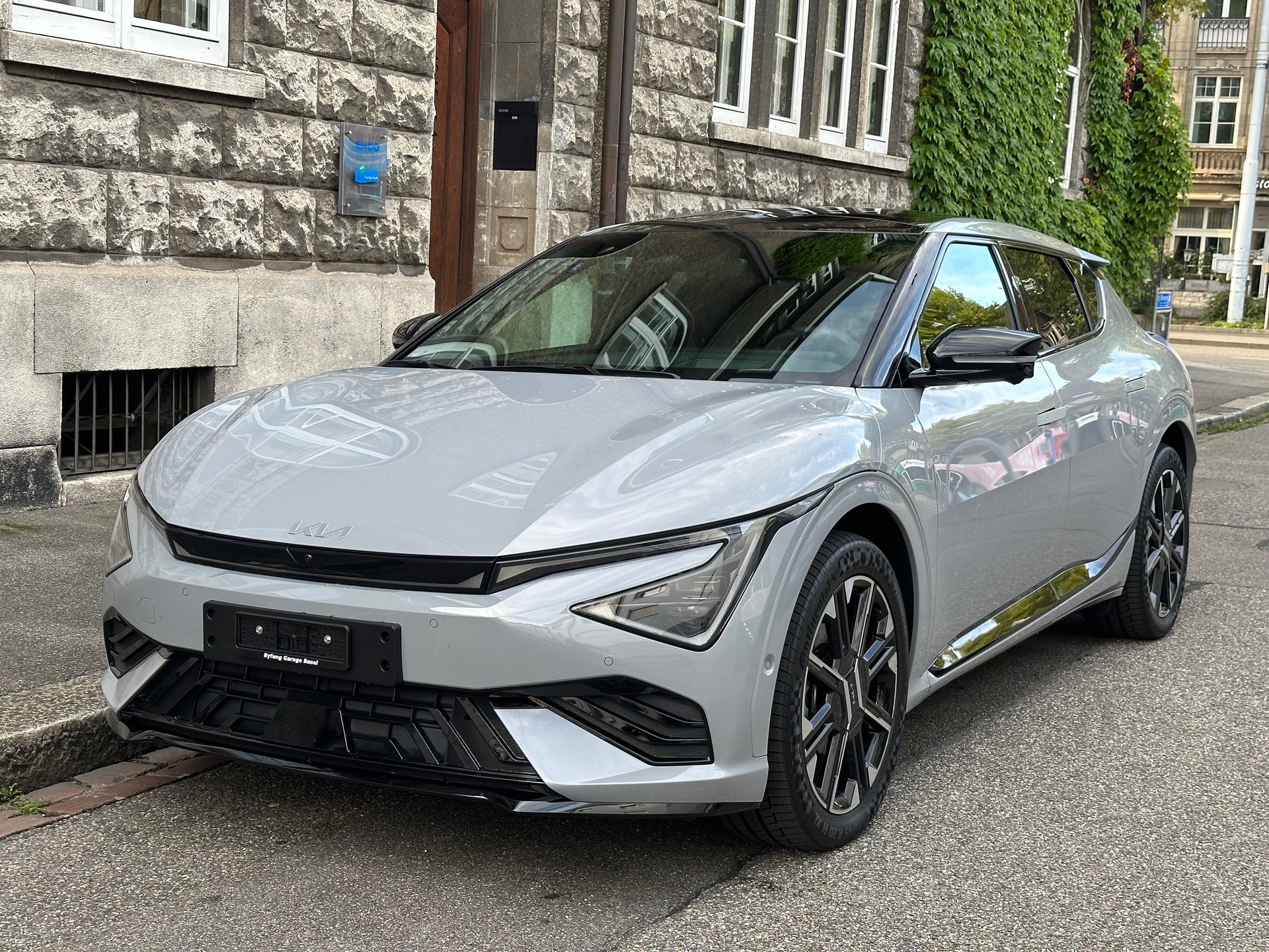 KIA EV6 84 kWh GT-Line 4x4-showroom-element-1