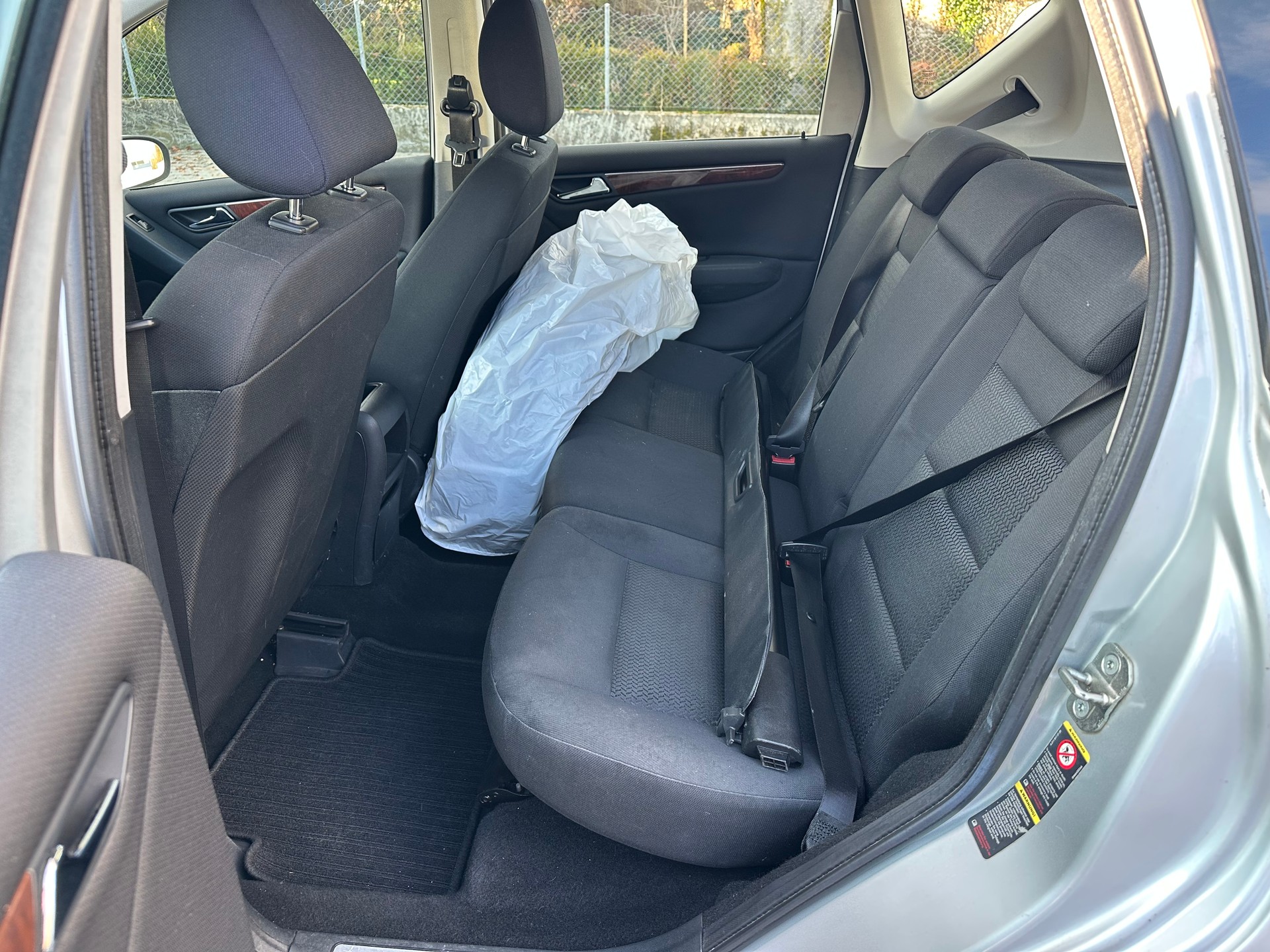 MERCEDES-BENZ A 200 Elégance-image-9