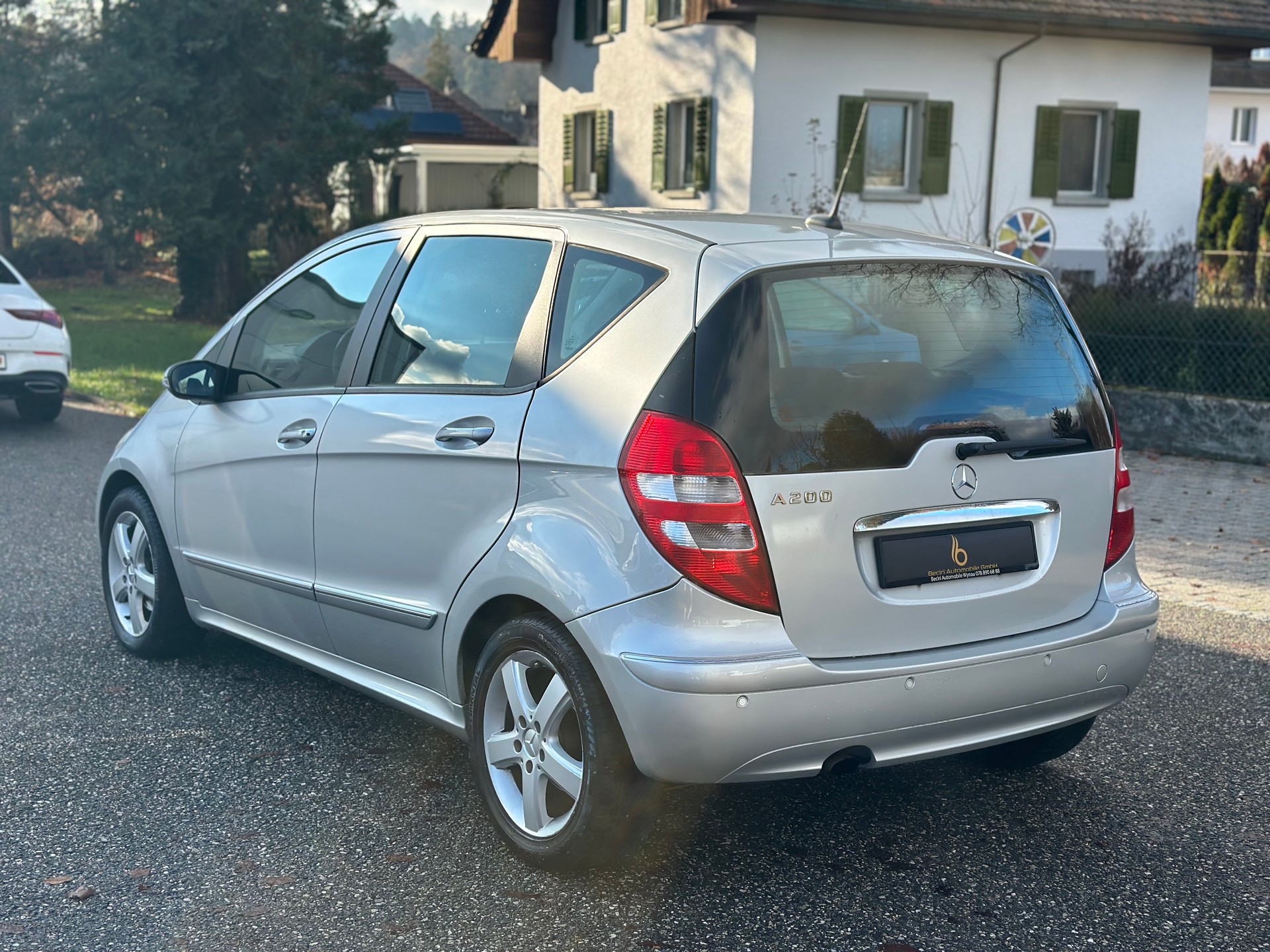 MERCEDES-BENZ A 200 Elégance-image-4