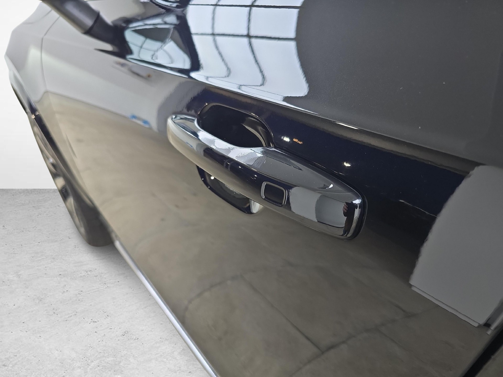 VOLVO XC90 2.0 B5 MH Plus Bright AWD / Jetzt mit attraktivem 1.9% Leasing!-image-19