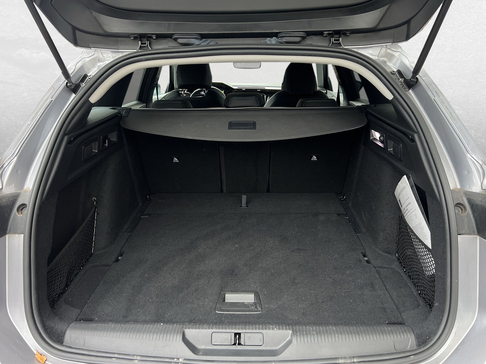 PEUGEOT 308 SW 1.2 PureTech Allure-image-5