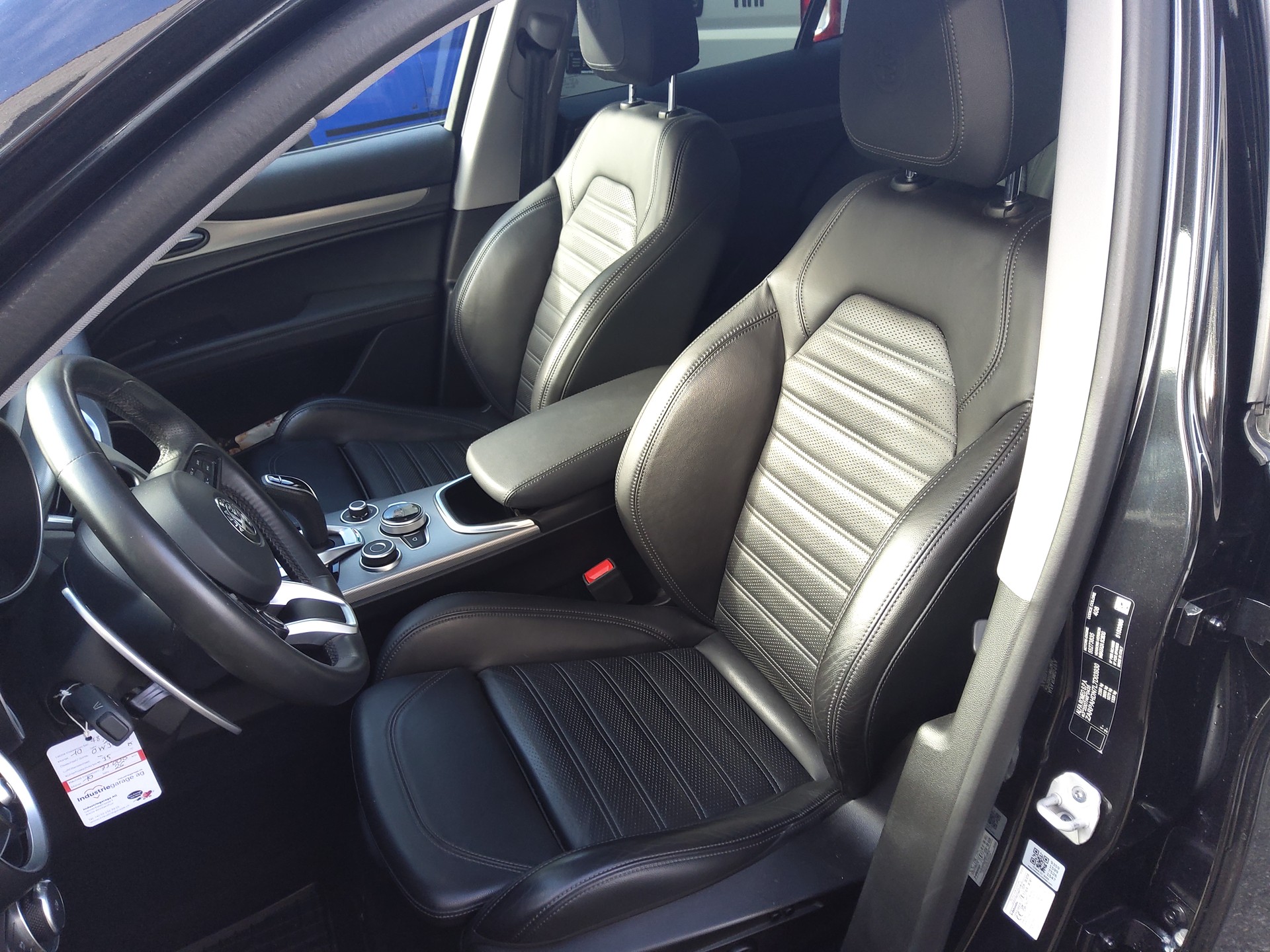 ALFA ROMEO Stelvio 2.0 Veloce TI Q4 Automatic inkl. Standheizung-image-6