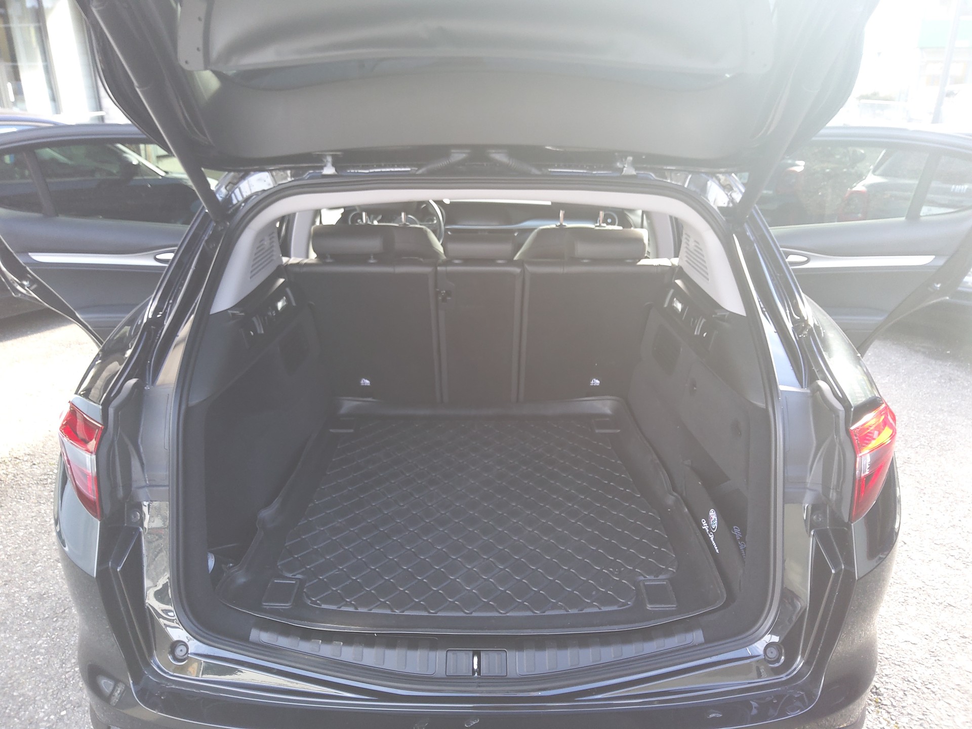 ALFA ROMEO Stelvio 2.0 Veloce TI Q4 Automatic inkl. Standheizung-image-9