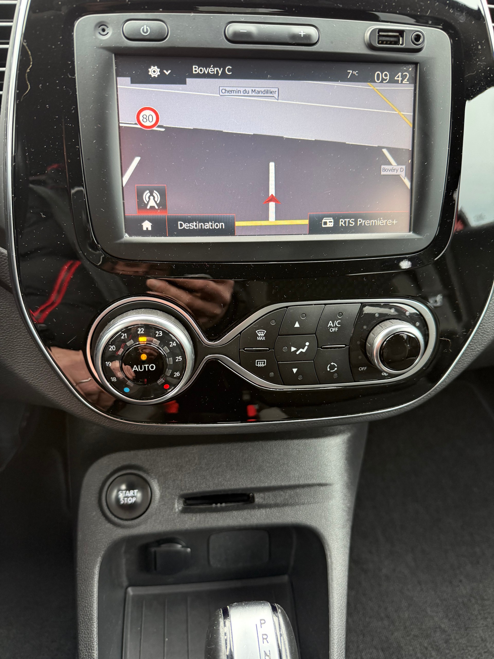 RENAULT Captur 1.2 T 16V Intens EDC-image-6