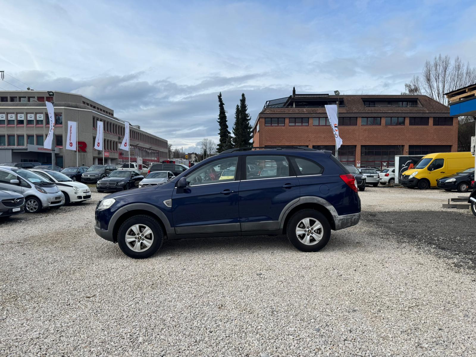 CHEVROLET Captiva 2.0 VCDi LS 2WD-image-6