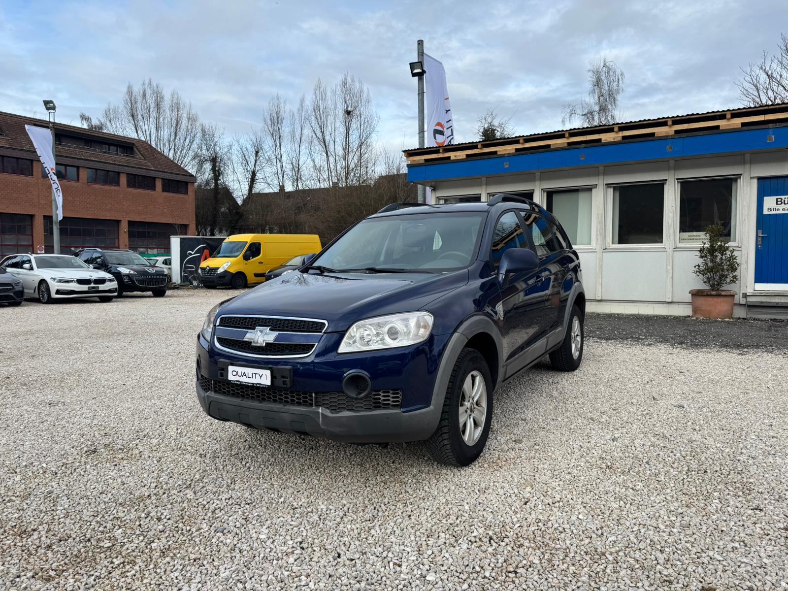 CHEVROLET Captiva 2.0 VCDi LS 2WD-showroom-element-1