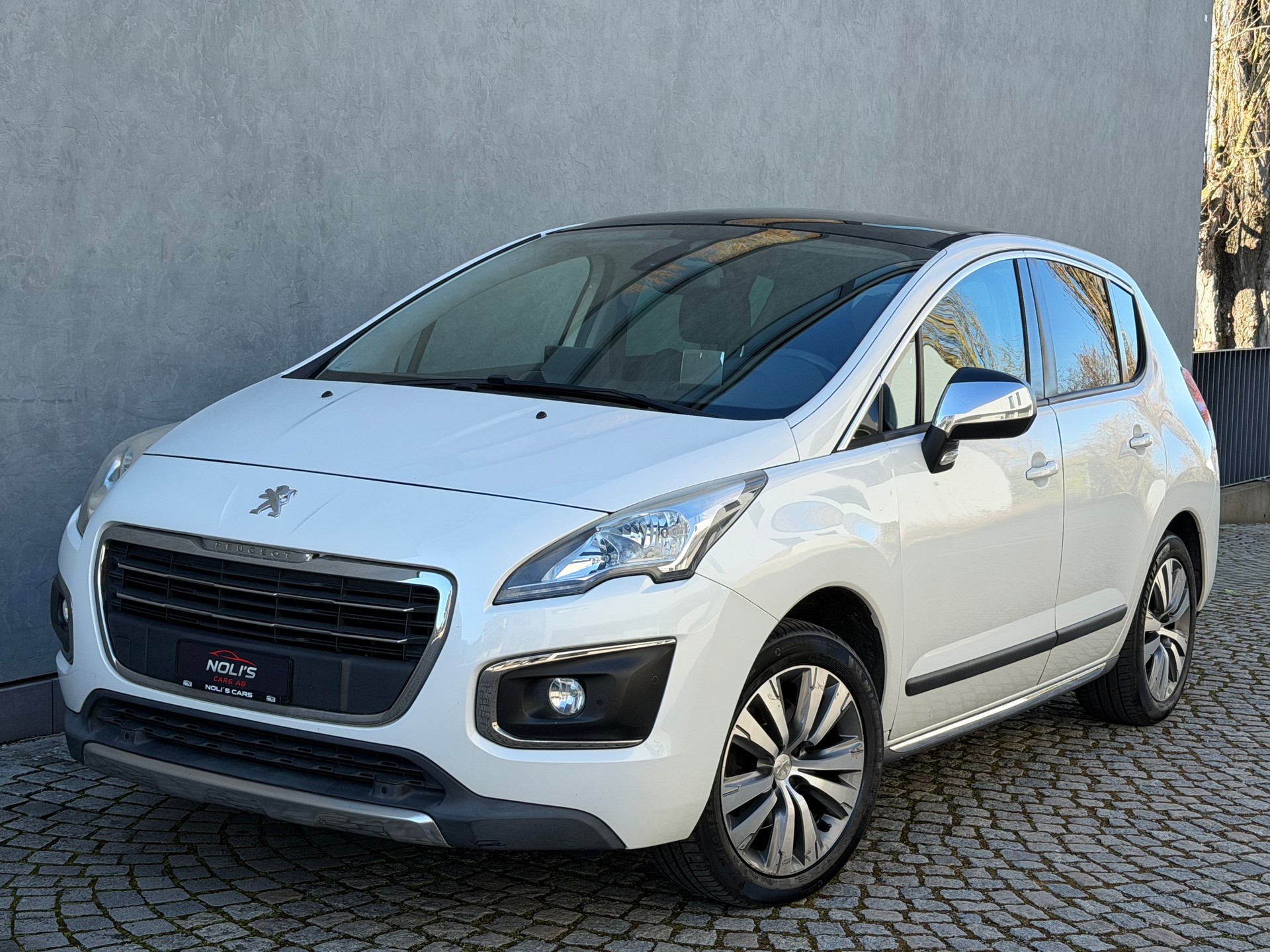 PEUGEOT 3008 2.0 HDI Style Tiptronic