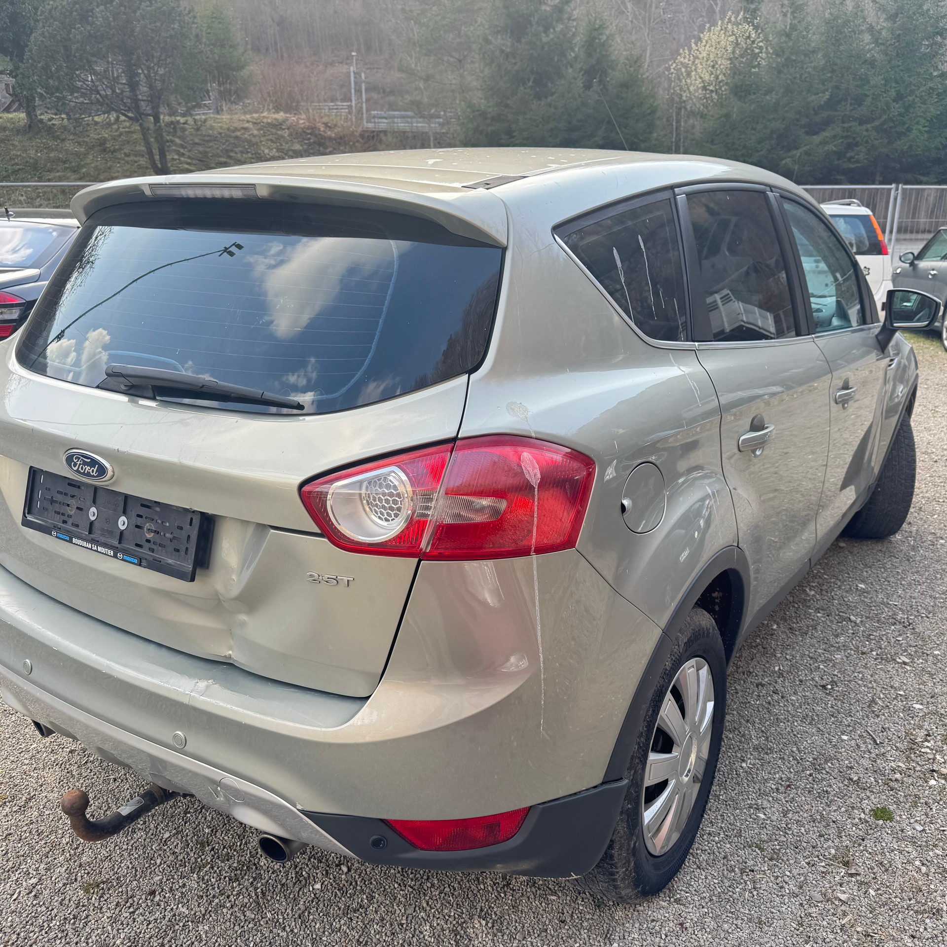 FORD Kuga 2.5 Turbo Titanium 4WD-image-1