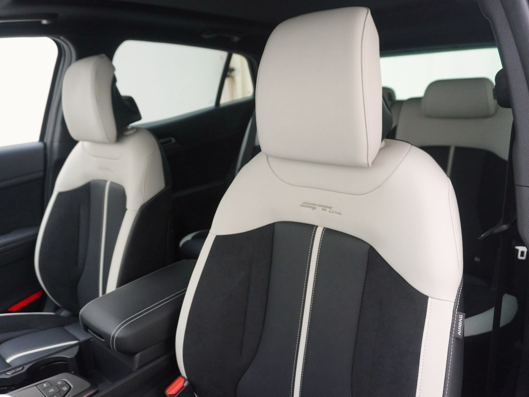 KIA Sportage 1.6 T-GDi PHEV GT-Line 4x4-image-12