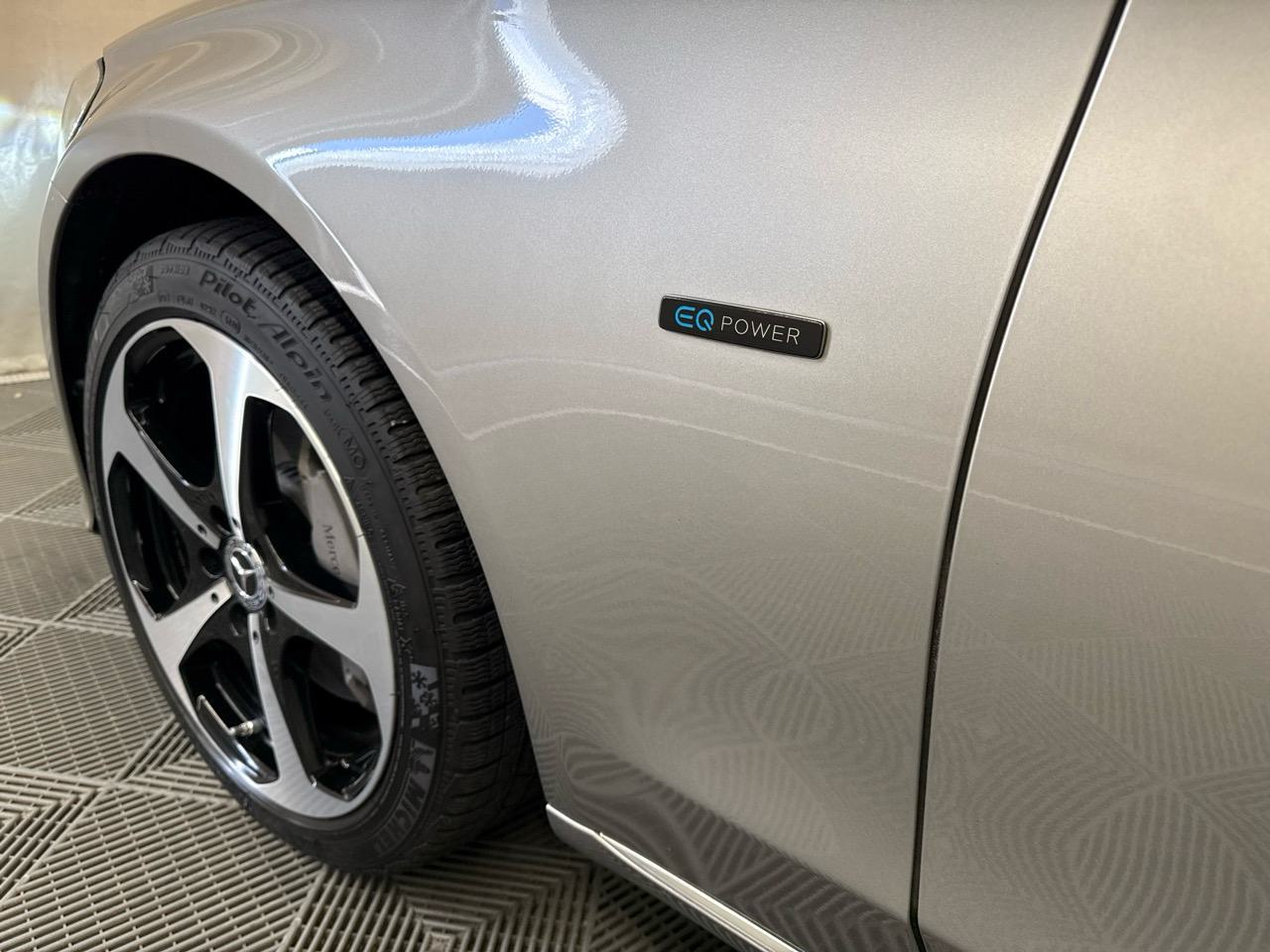 MERCEDES-BENZ C 300 e T-Modell Avantgarde 9G-Tronic-image-15